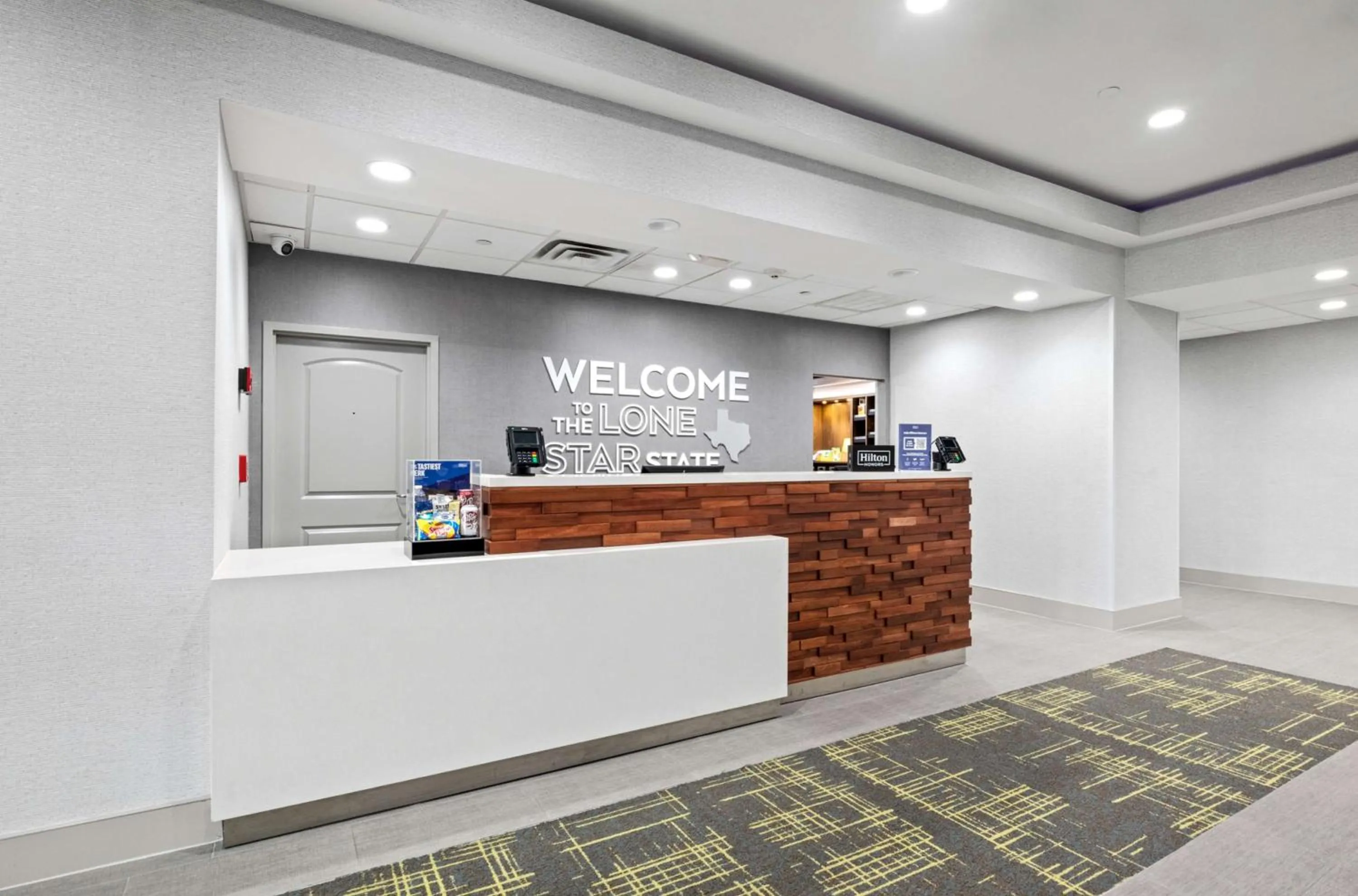 Lobby or reception in Hampton Inn & Suites Mount Pleasant