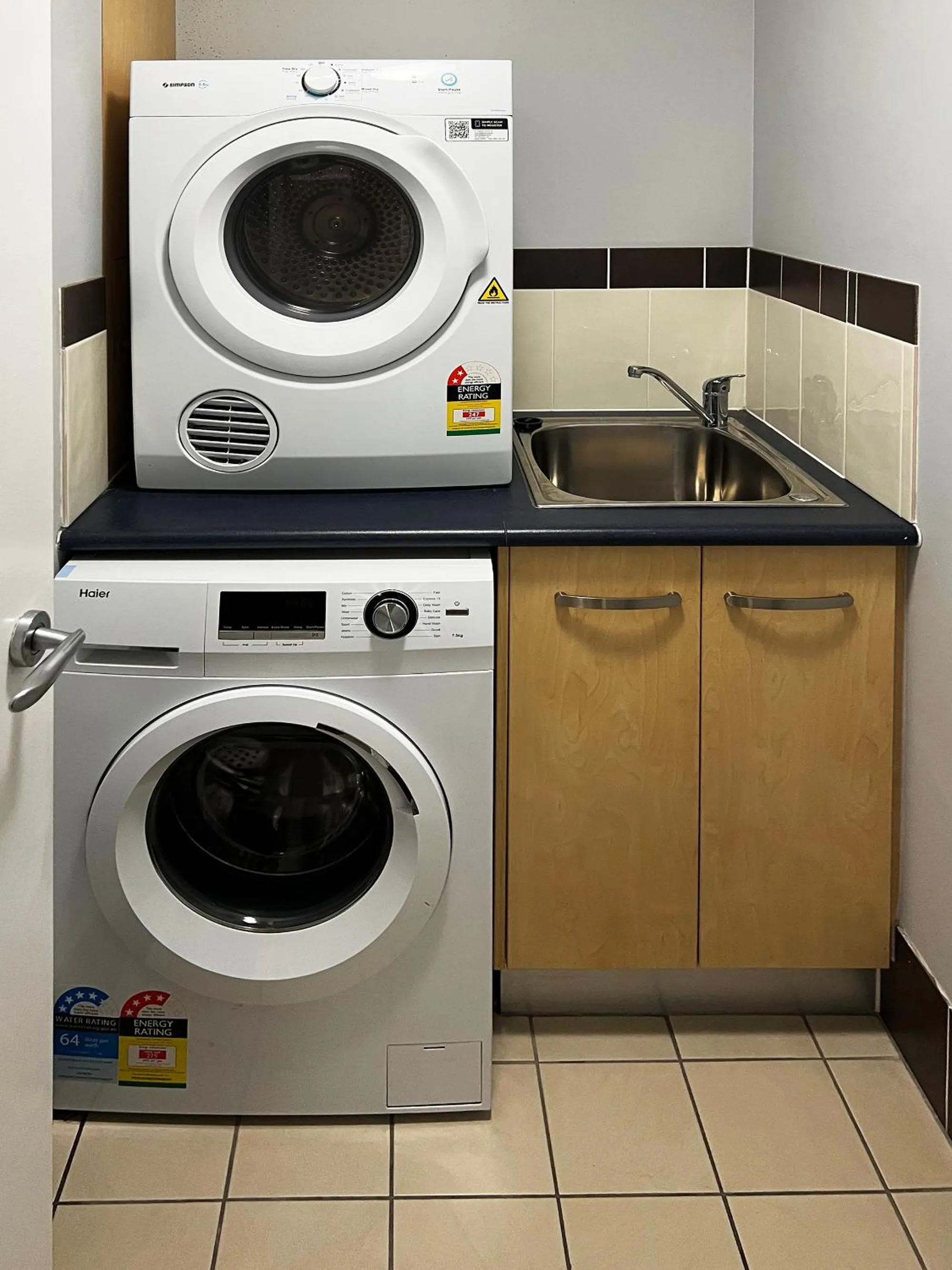 laundry in Caloundra Central Apartment Hotel Official