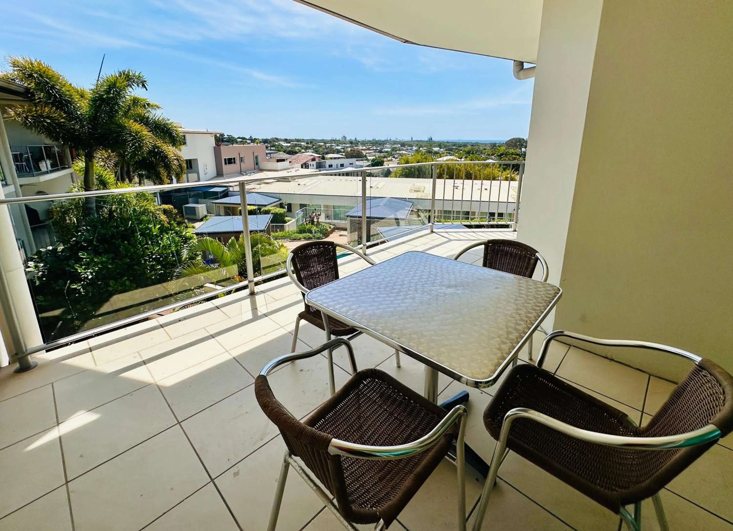 Balcony/Terrace in Caloundra Central Apartment Hotel Official