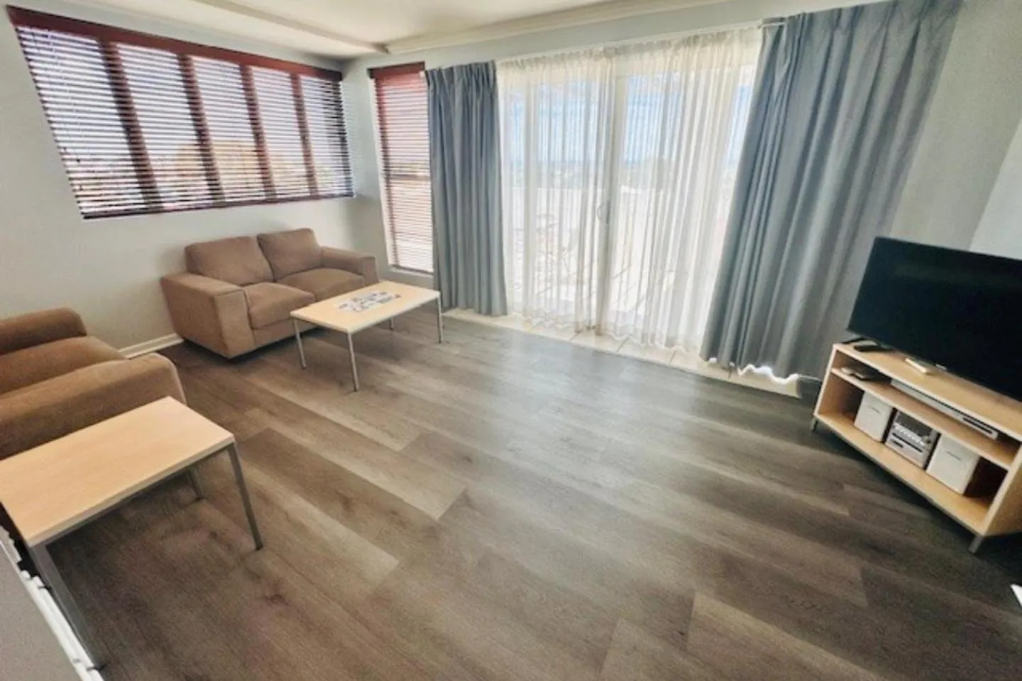 Living room in Caloundra Central Apartment Hotel Official