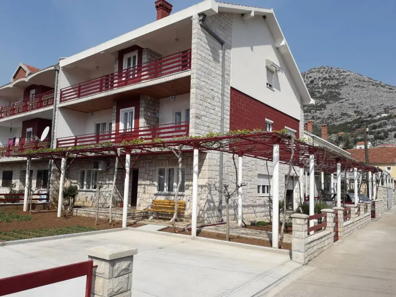 Apartmani RADA Apartmani RADA