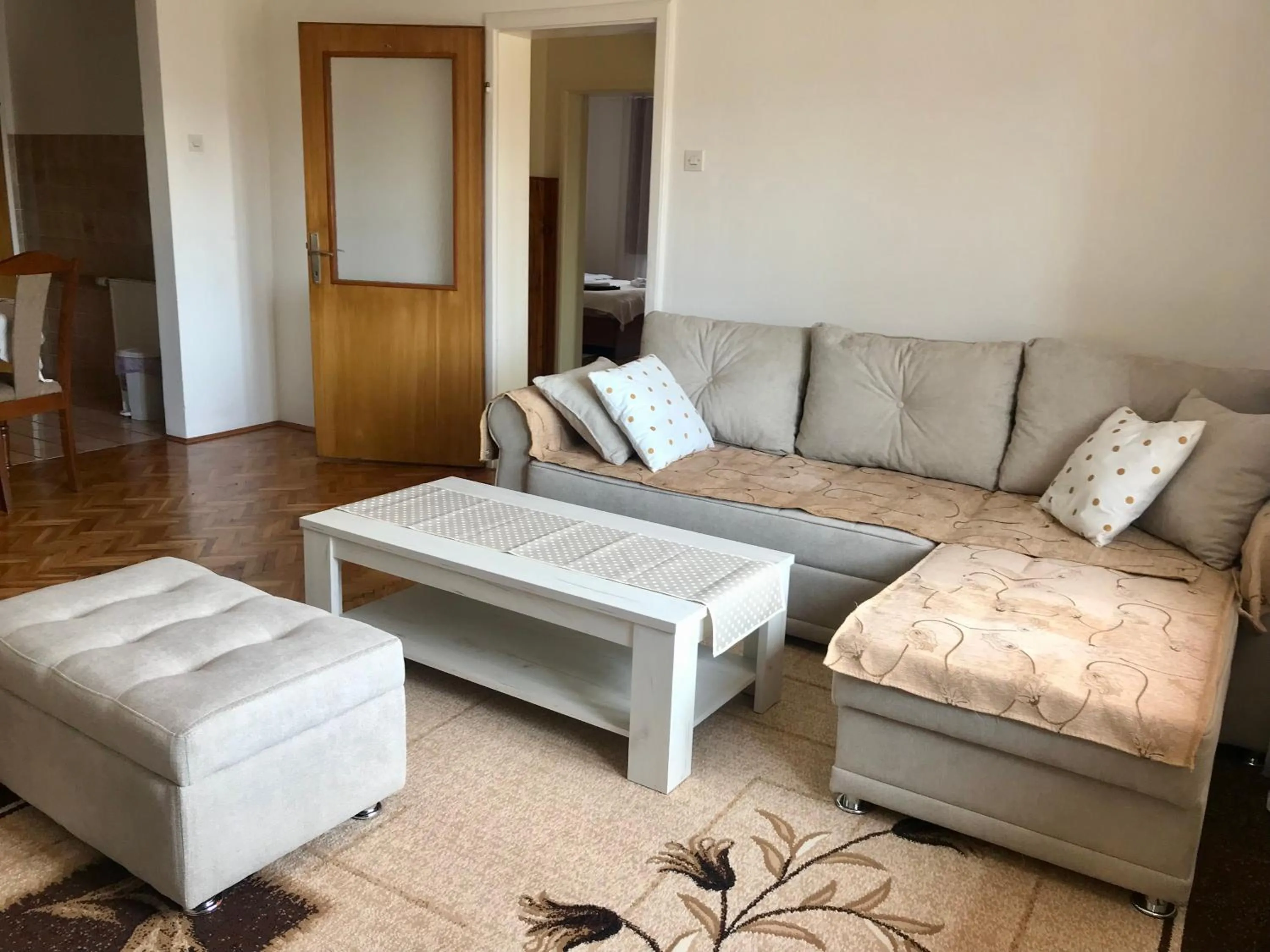 Apartmani RADA
