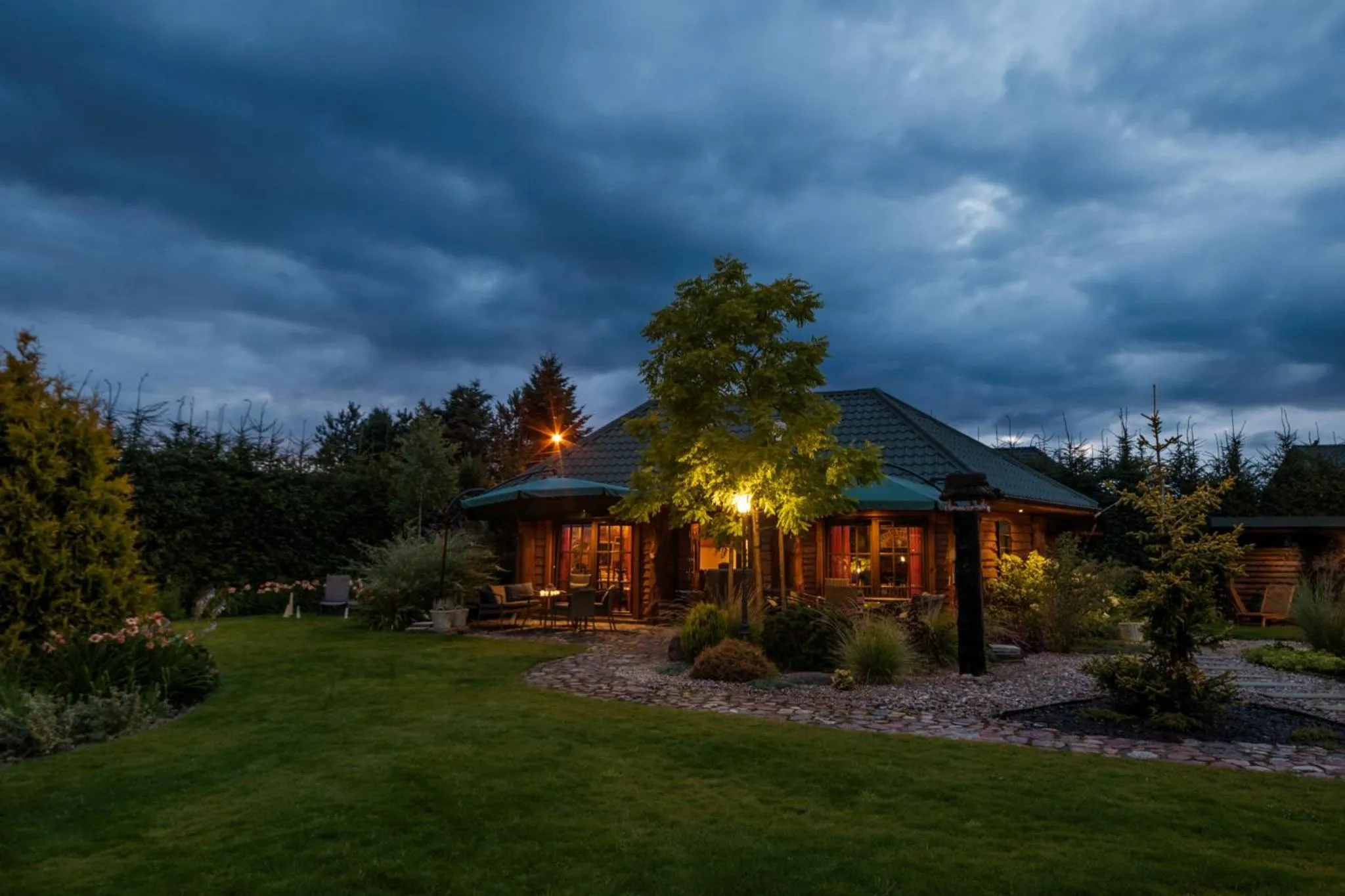 Property building in RetroHouse - wypoczynek dla dorosłych, B&B