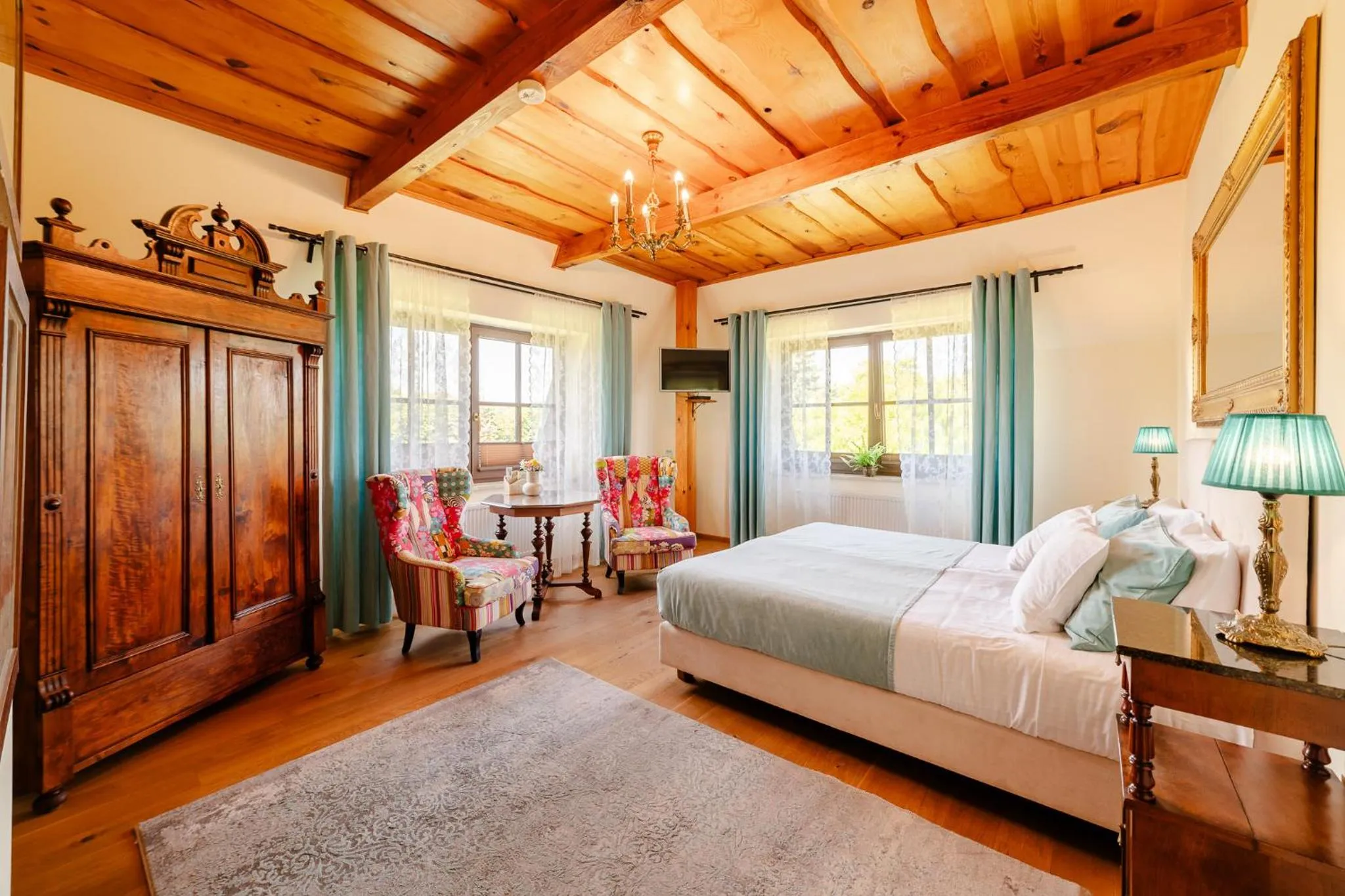 Bedroom, Bed in RetroHouse - wypoczynek dla dorosłych, B&B