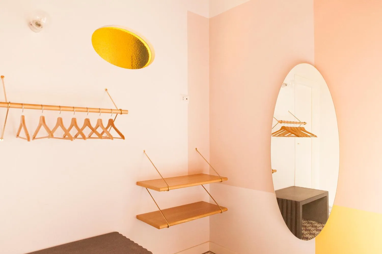 wardrobe in SuperOtium