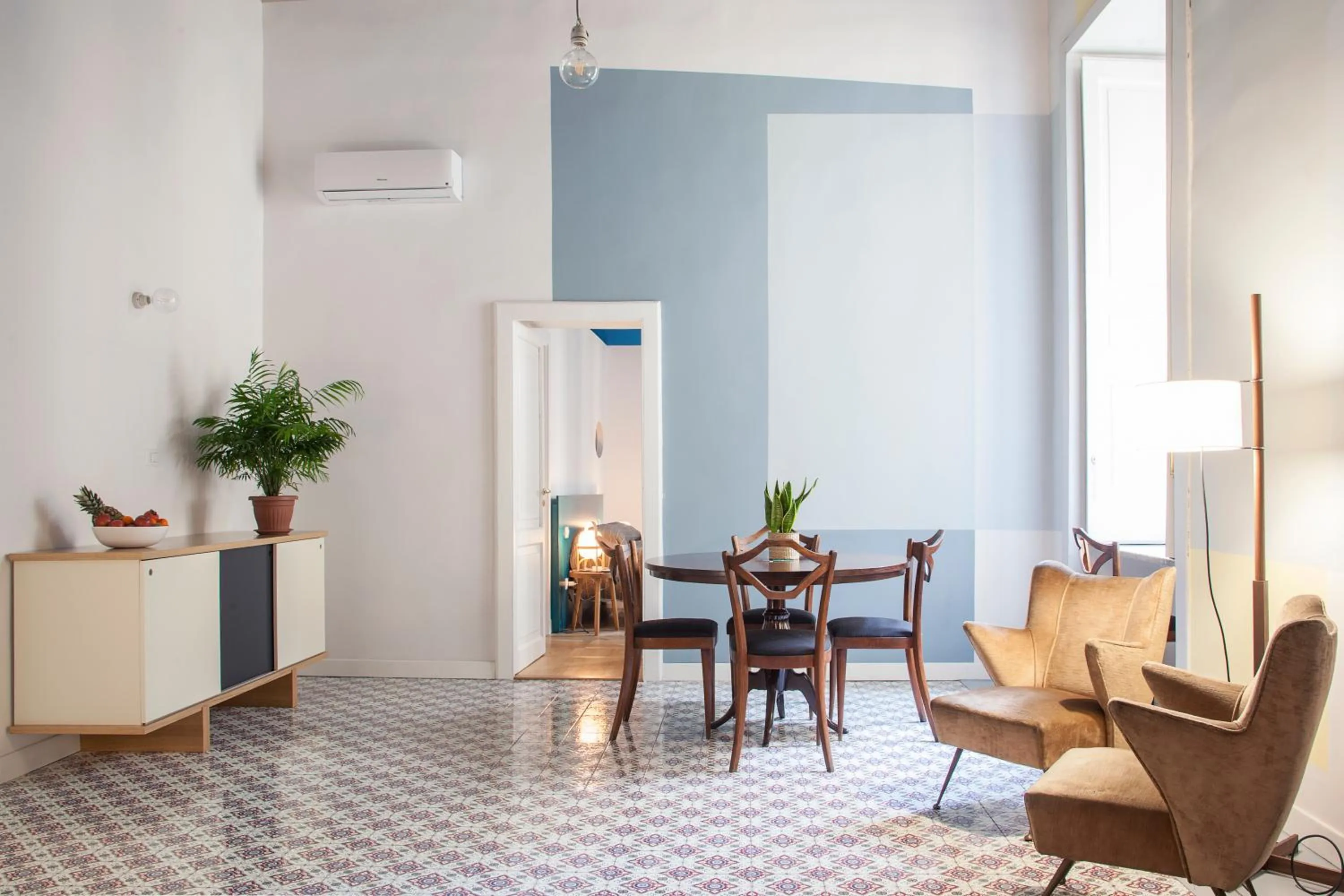 Seating area in SuperOtium