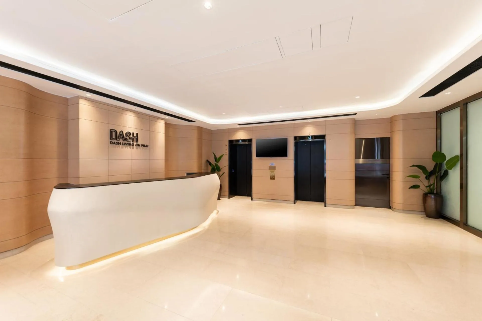 Lobby or reception in Dash Living on Prat