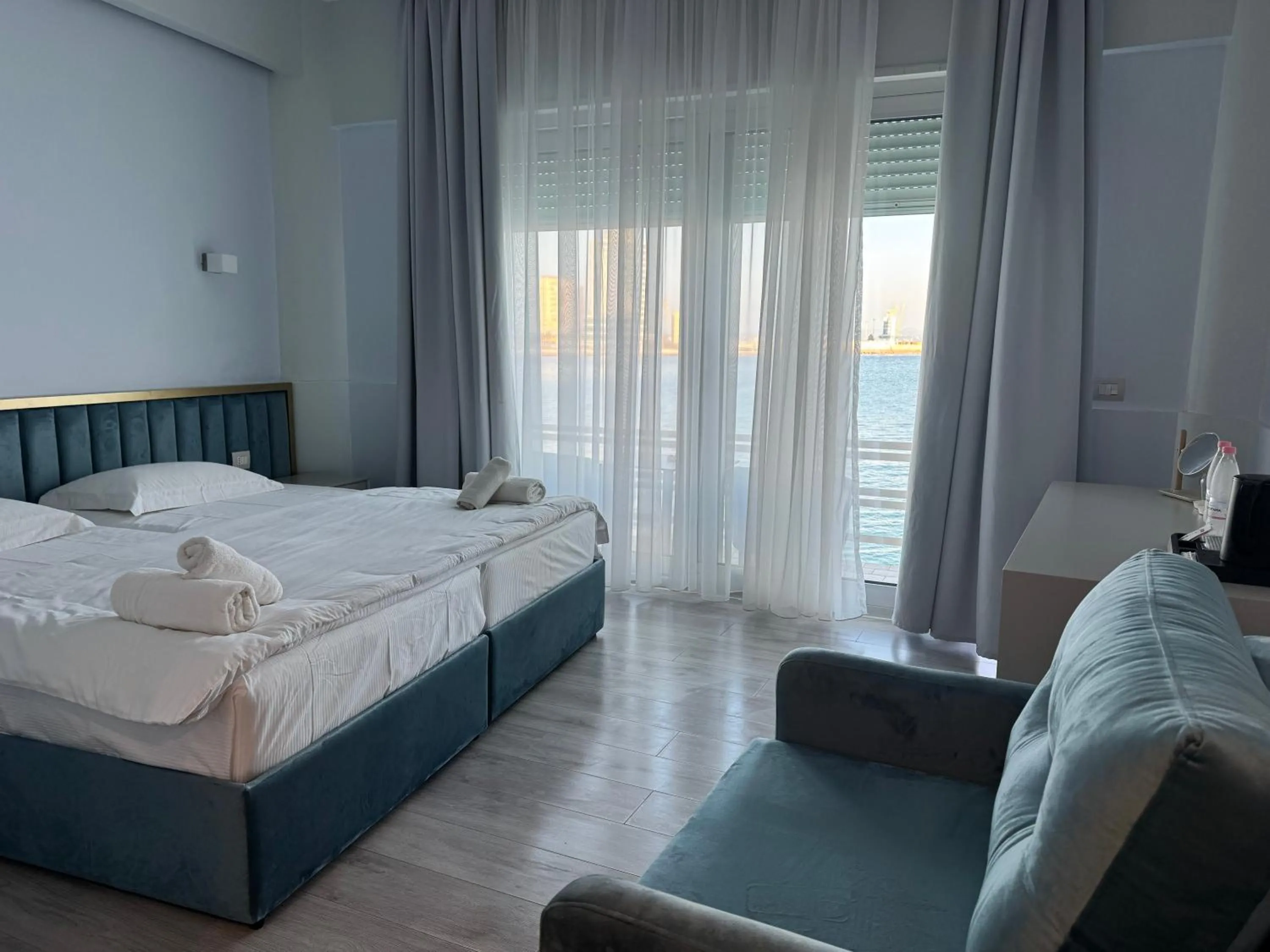 Standard Double or Twin Room with Sea View - single occupancy in Ventus Harbor Hotel