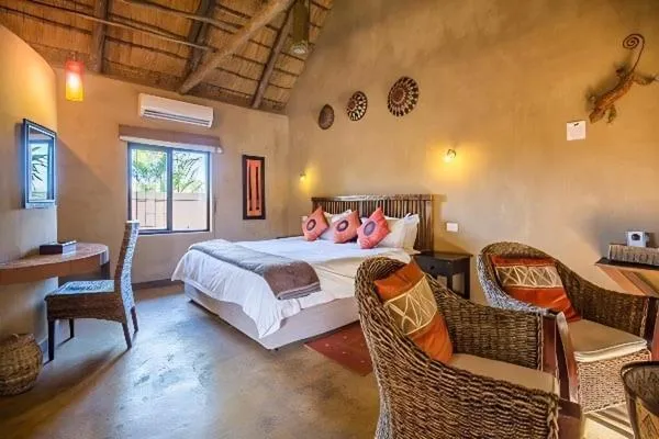 Bed in AmaZulu Lodge