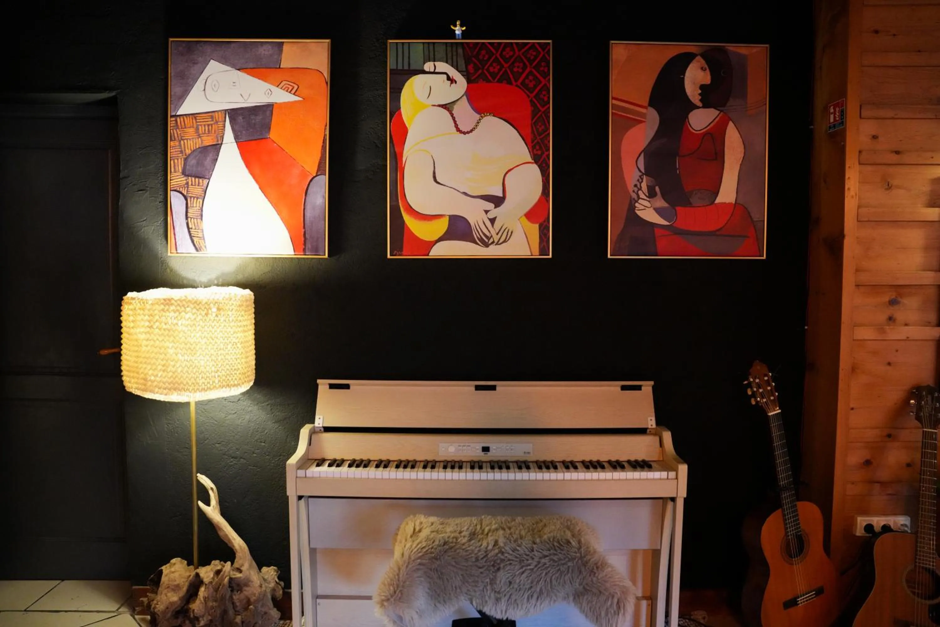 Lounge or bar in Fontaine du Mont Blanc Hotel & Spa