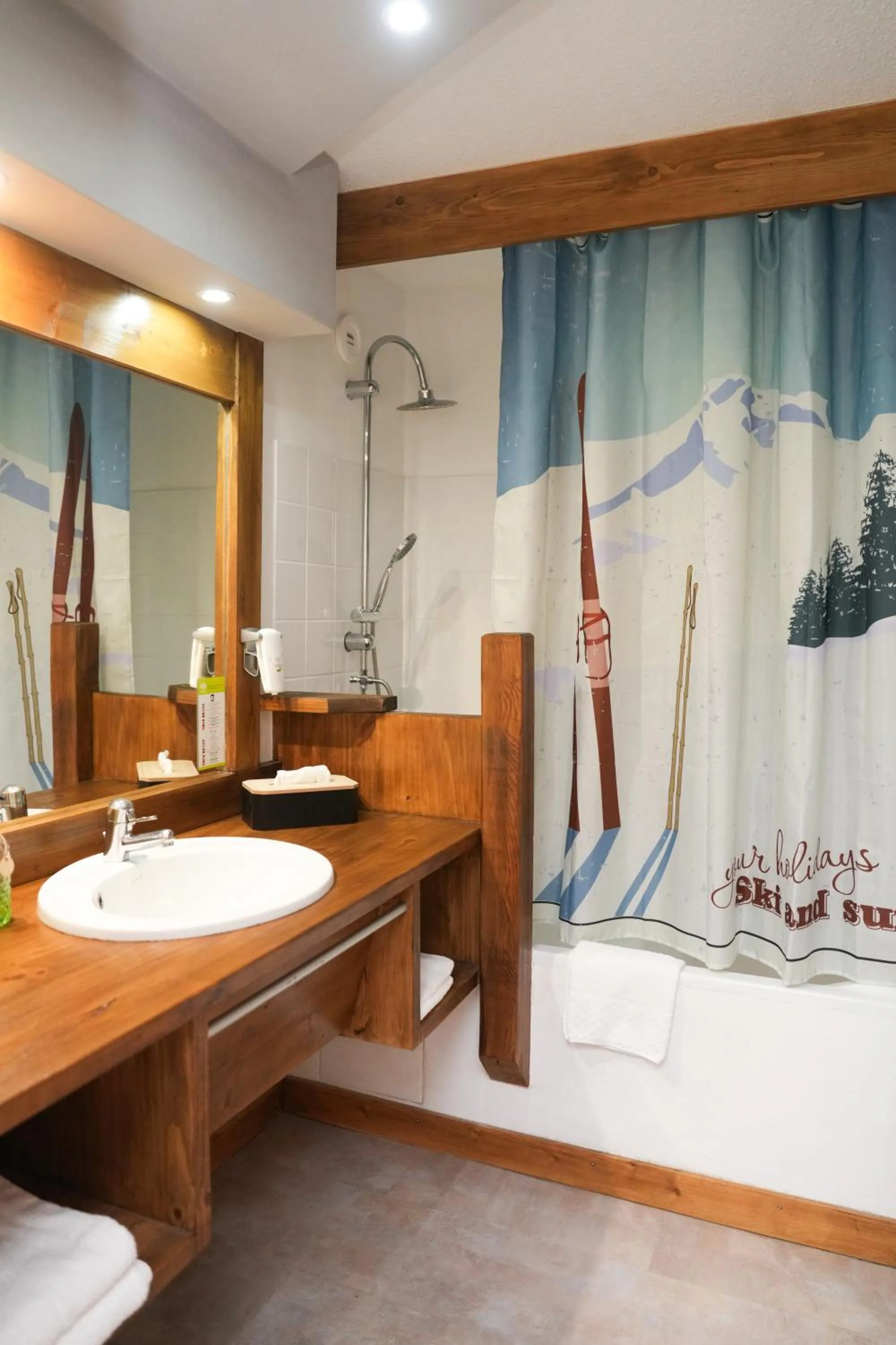 Bathroom in Fontaine du Mont Blanc Hotel & Spa