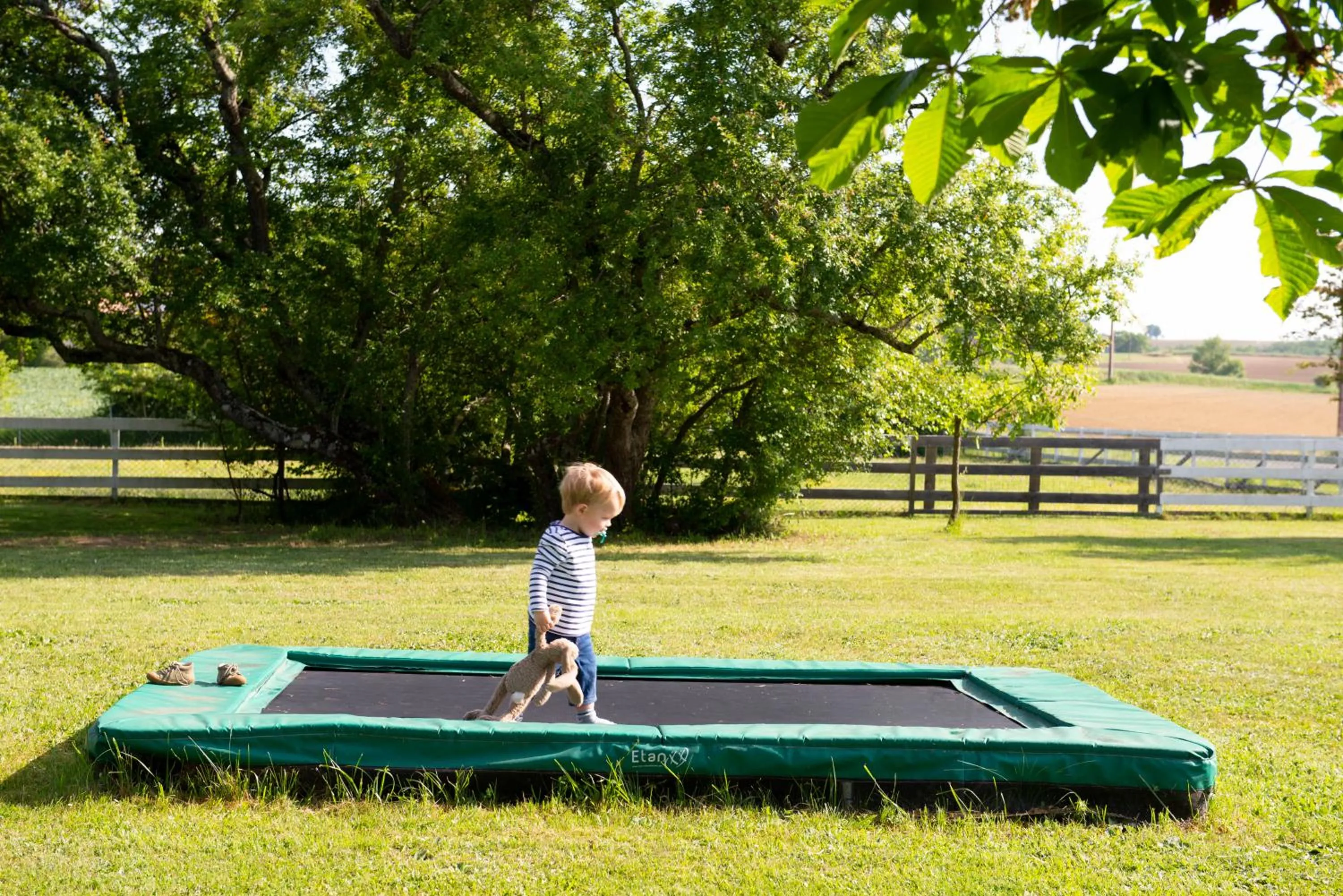 Garden in residence la Salamandre kamers