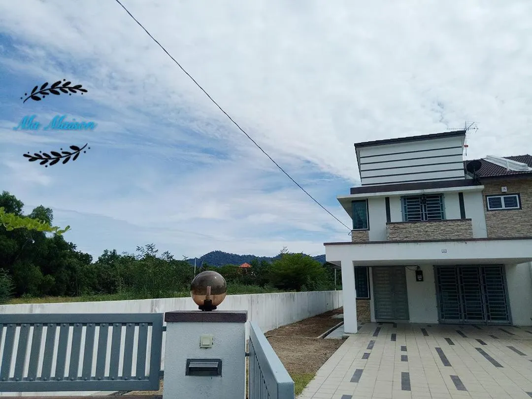 Property building in Sri Manjung Ma Maison Homestay