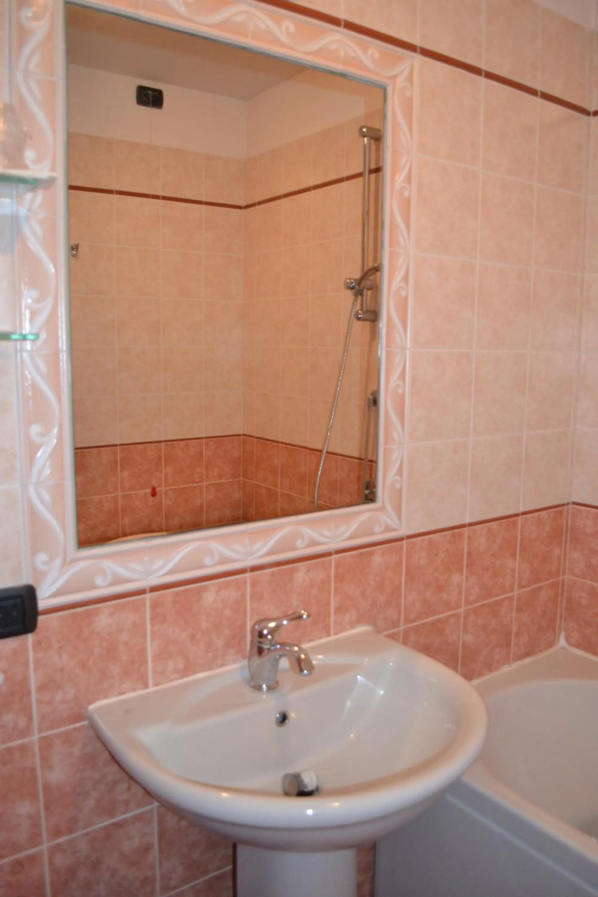 Bathroom in Hotel Maita