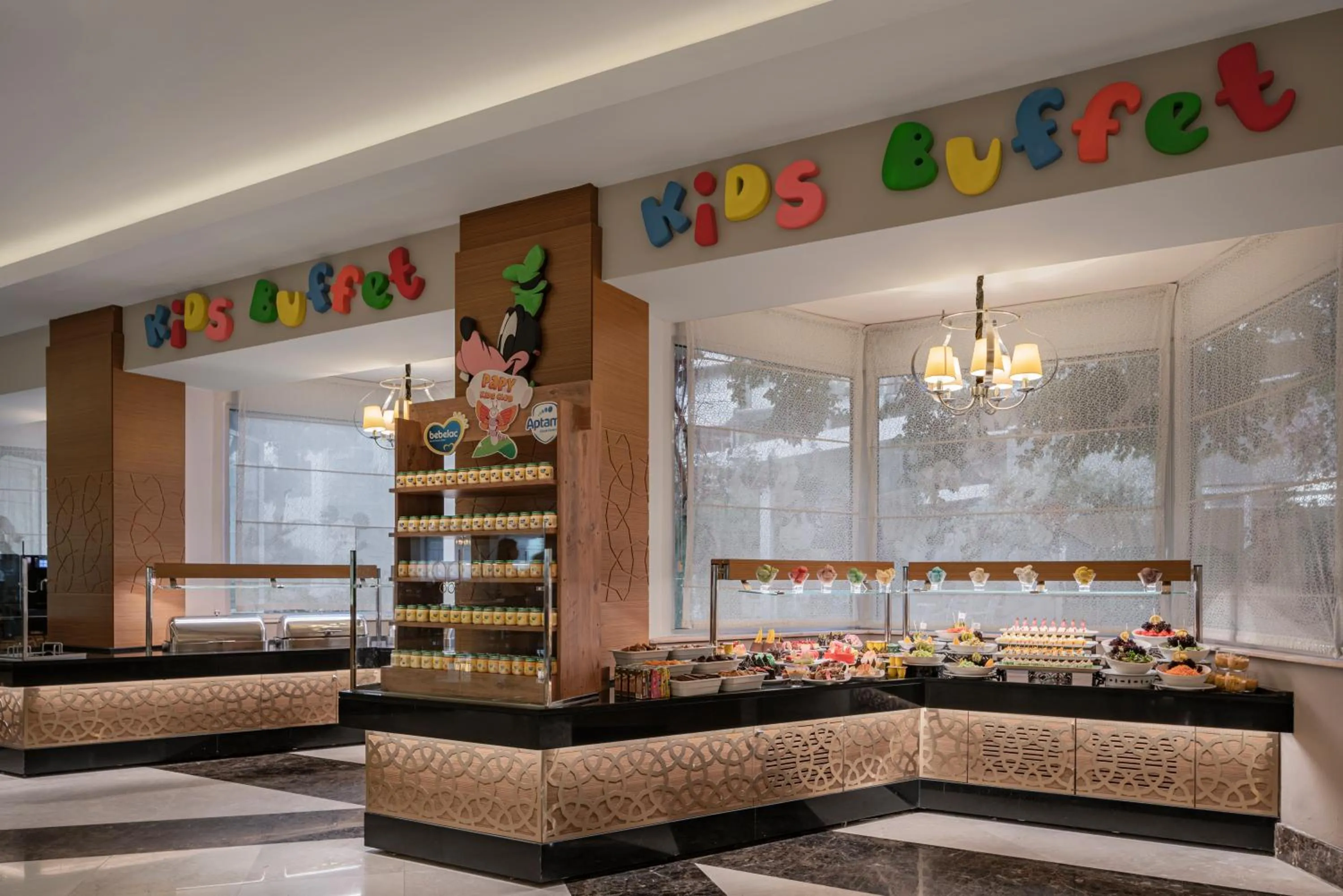 Restaurant/places to eat in Papillon Ayscha Resort & Spa