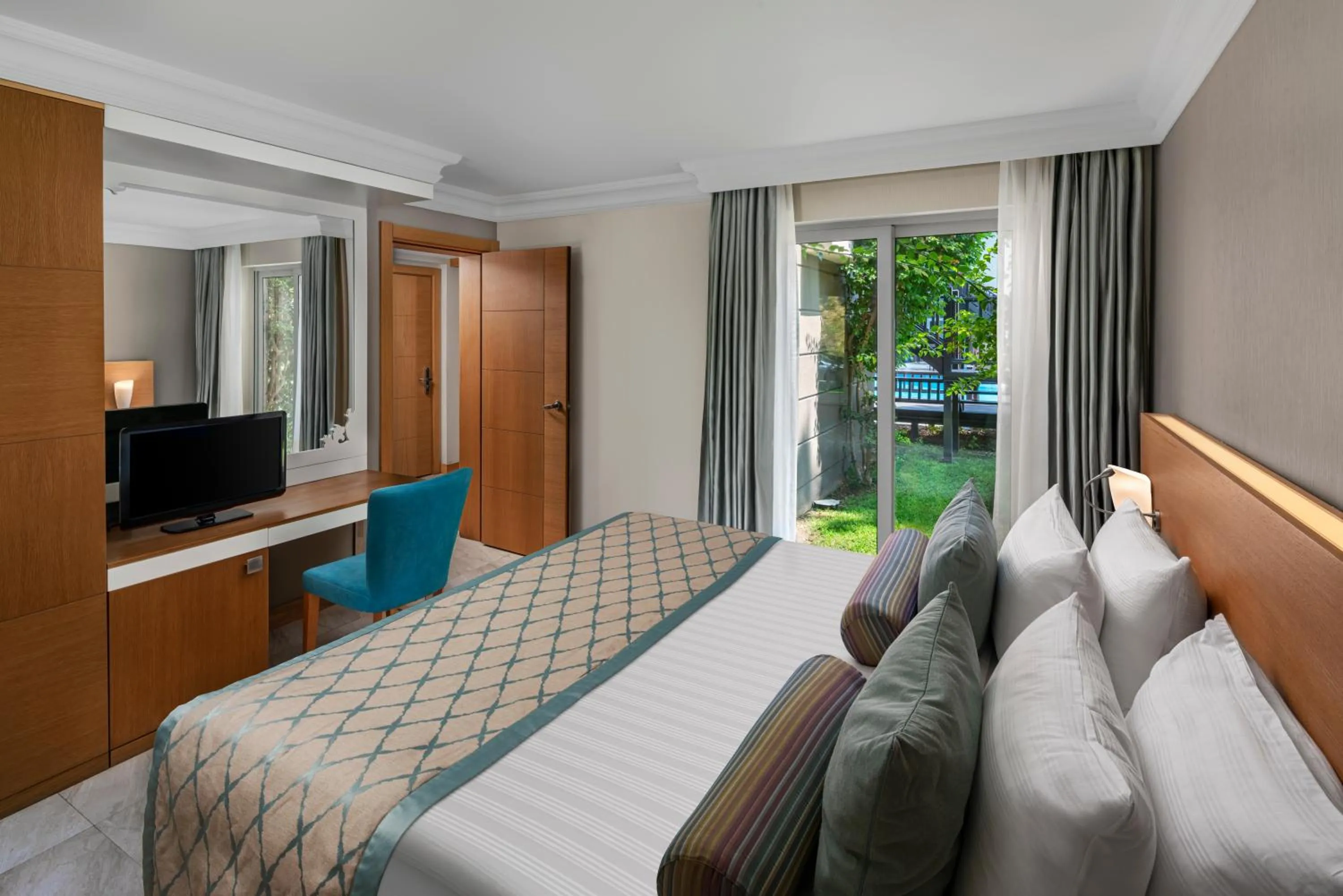 Bedroom, Bed in Papillon Ayscha Resort & Spa