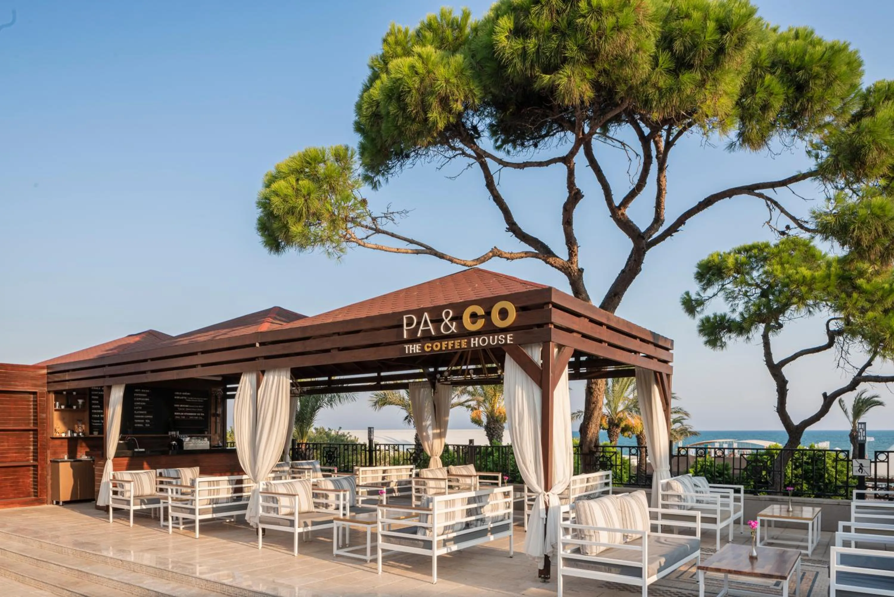 Coffee/tea facilities in Papillon Ayscha Resort & Spa