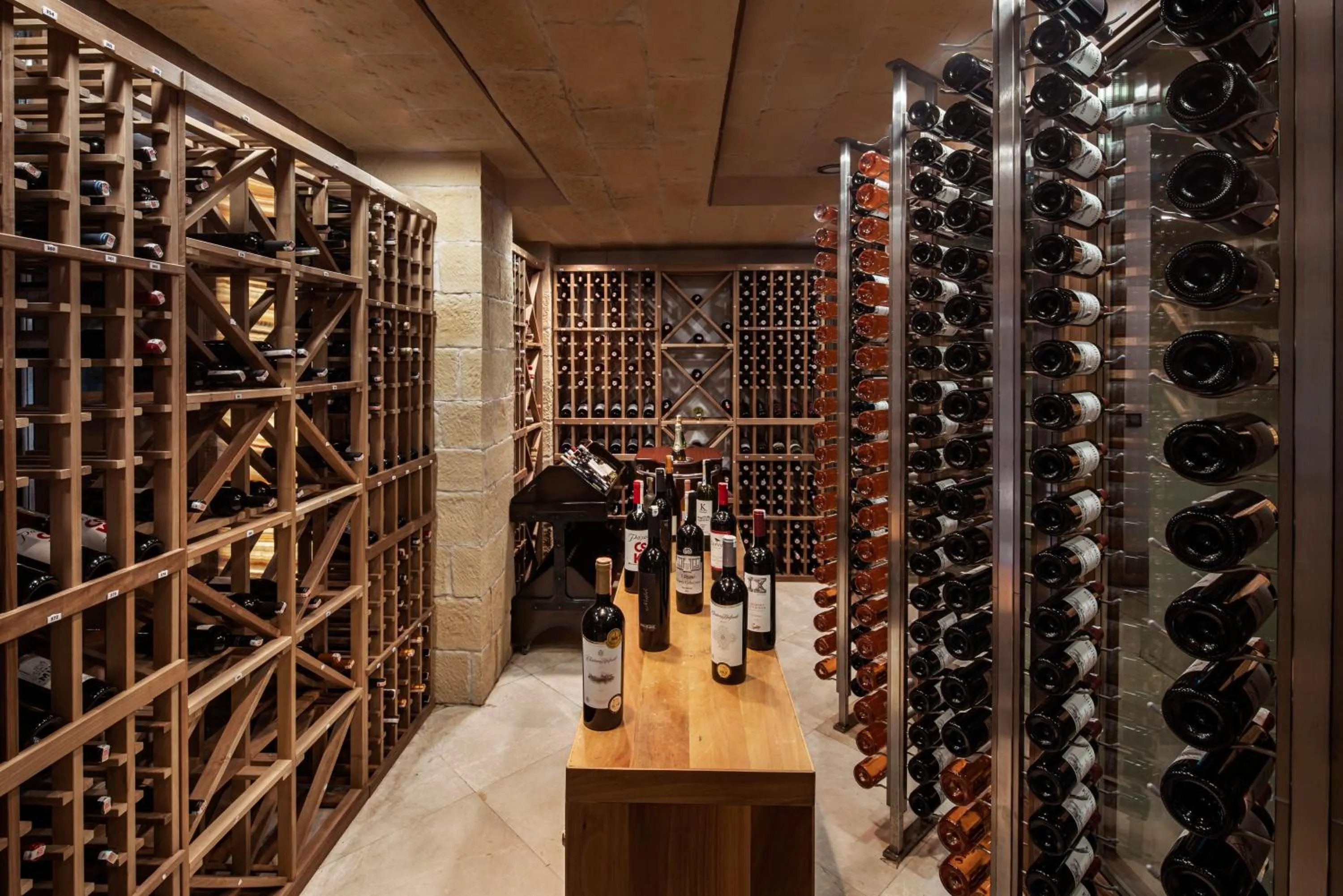 Alcoholic drinks in Papillon Ayscha Resort & Spa