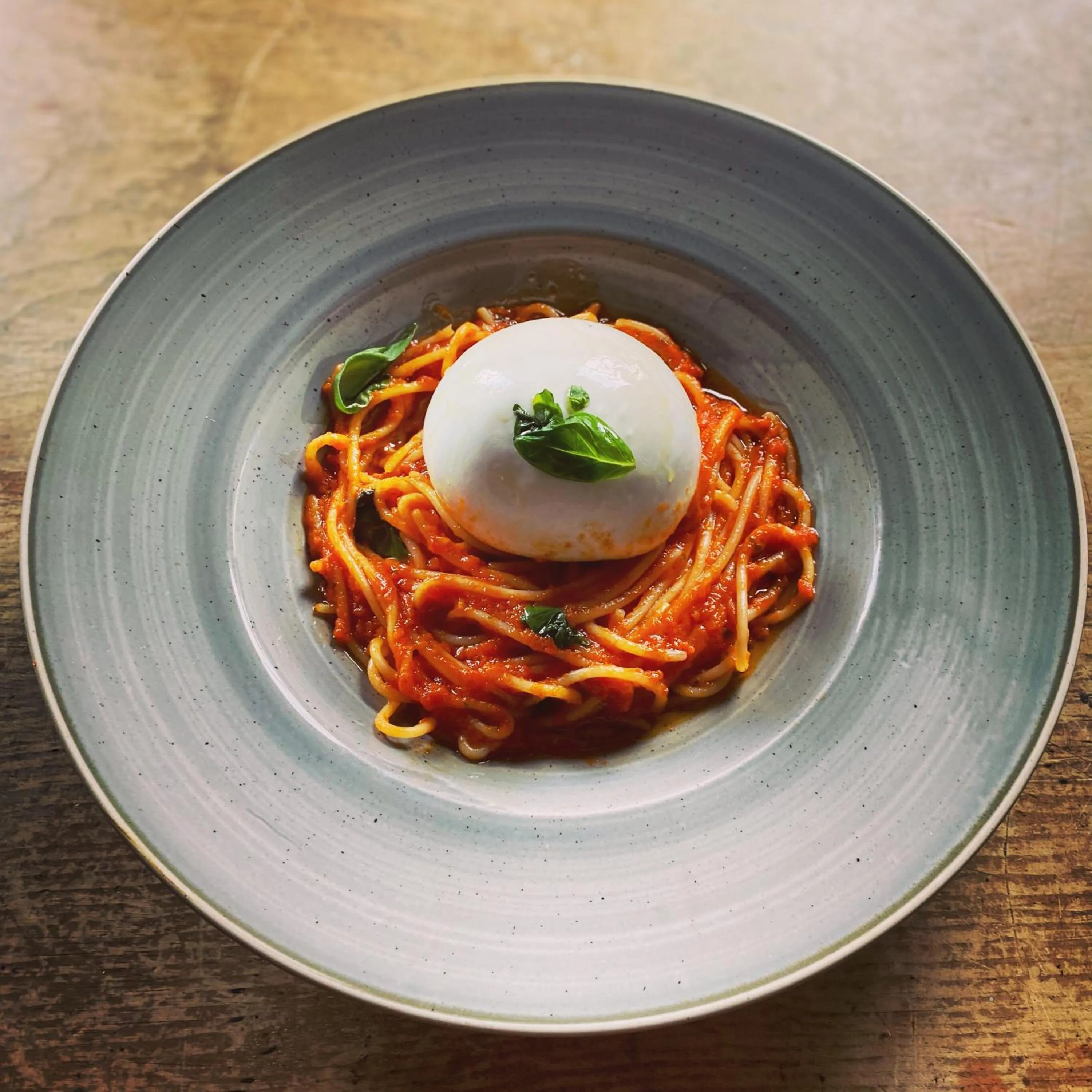 Food and drinks in The Gordon Arms Restaurant with Rooms