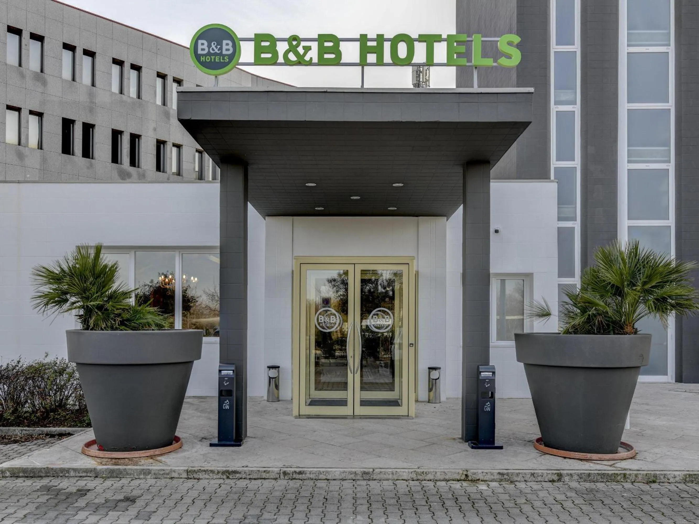 Property building in B&B Hotel Quarto d'Altino