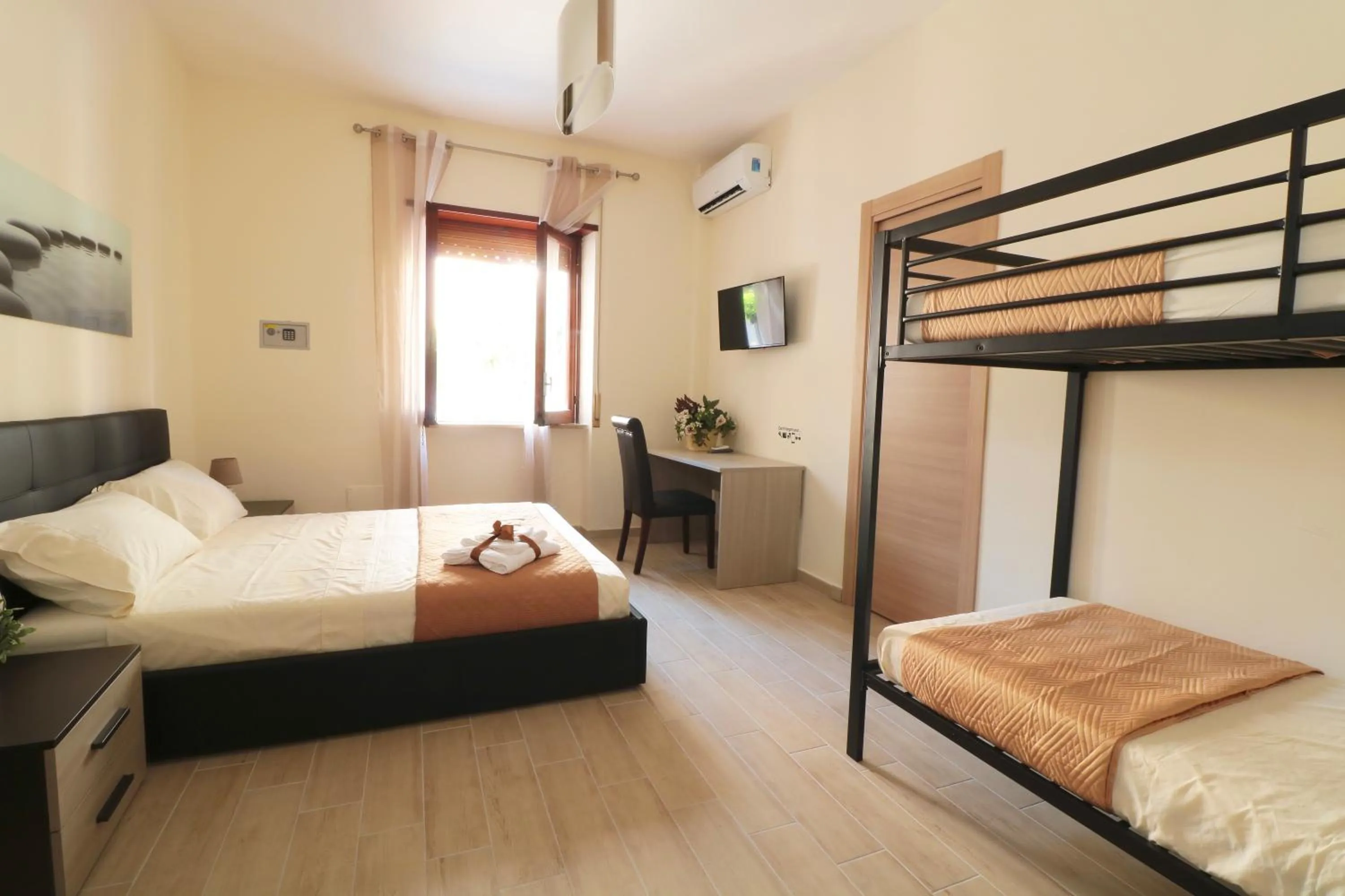 Bed in B&B Pietrarsa