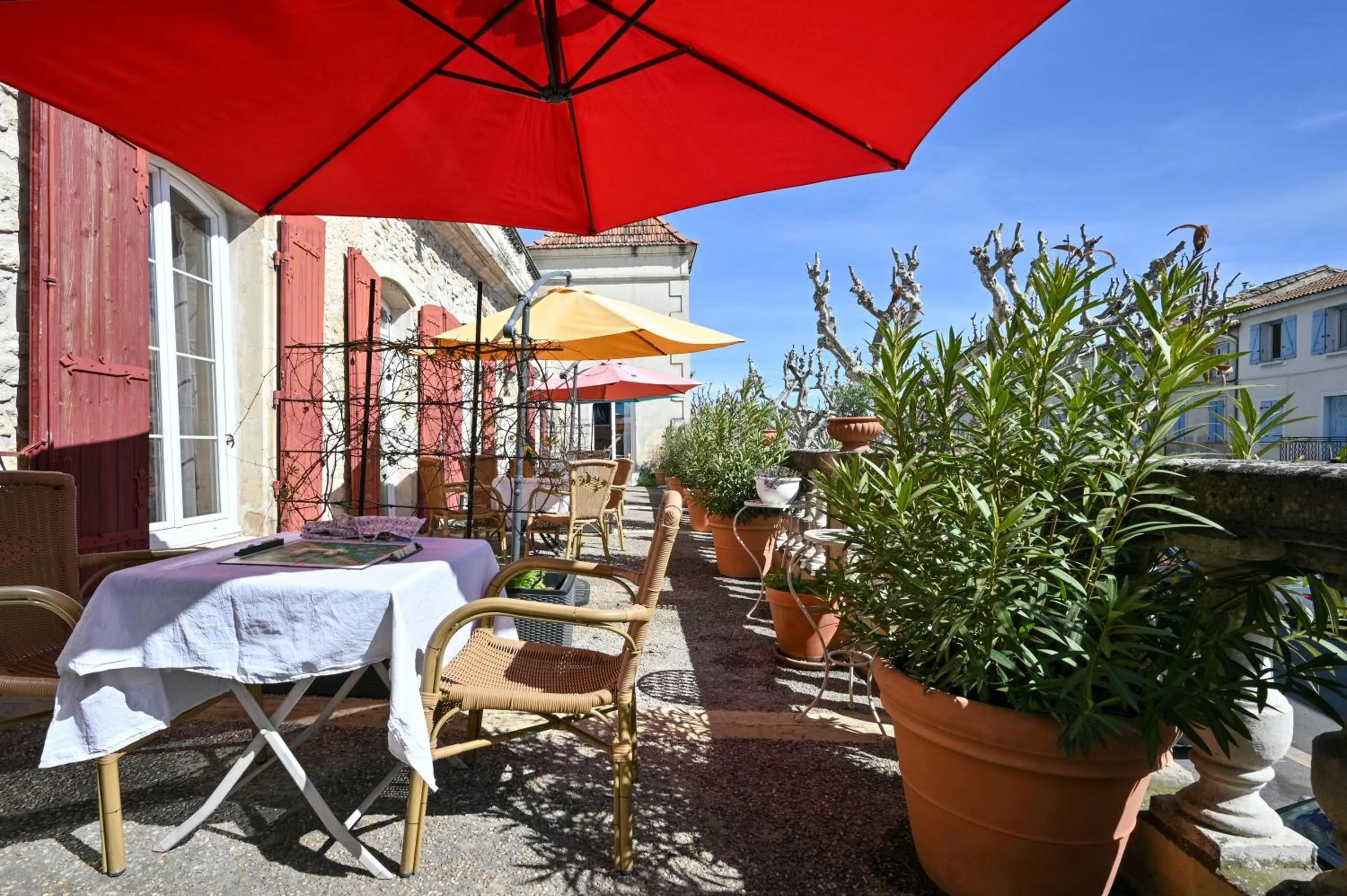 Balcony/Terrace in Hotel Des Artistes