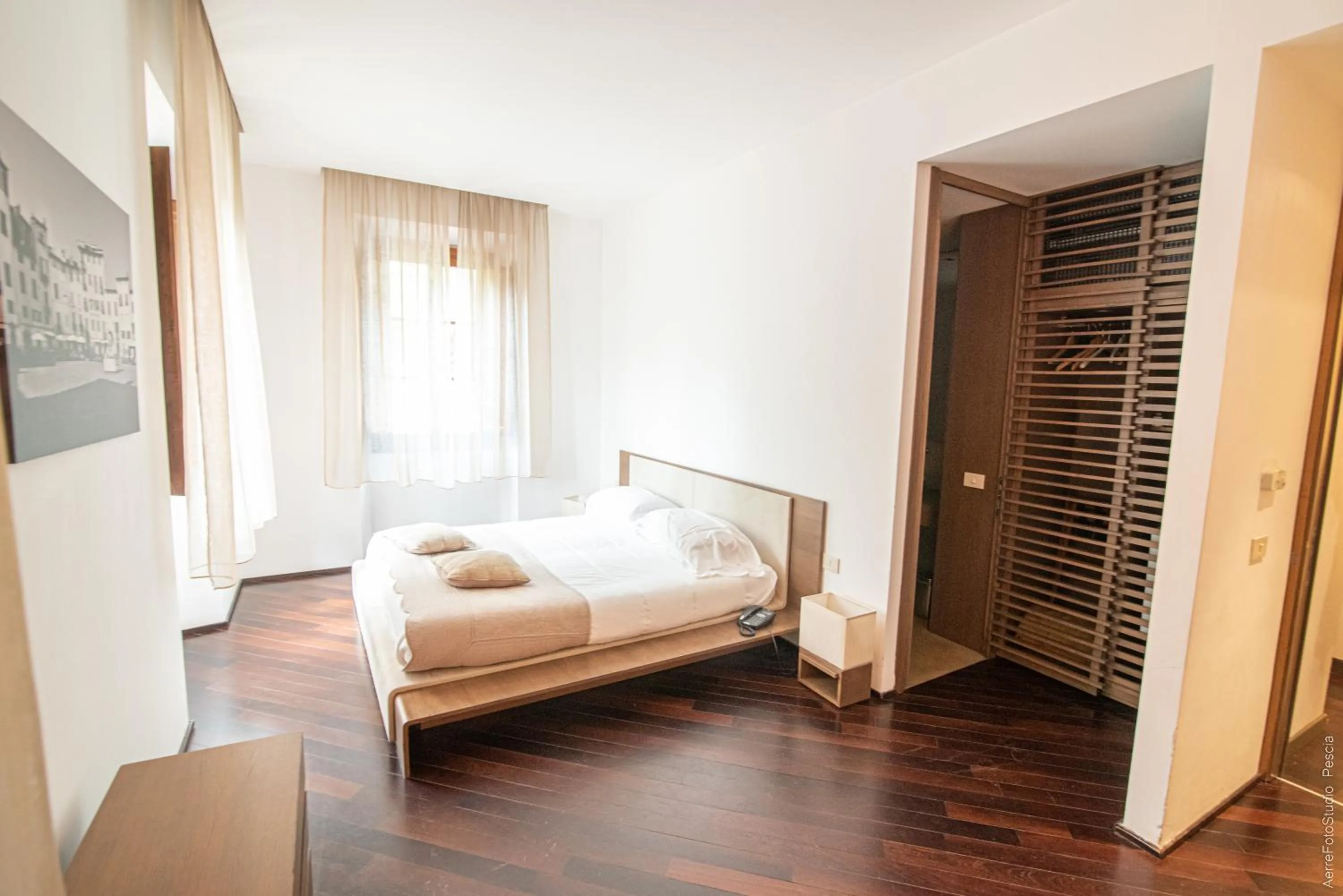 Bed in La Torre wine resort