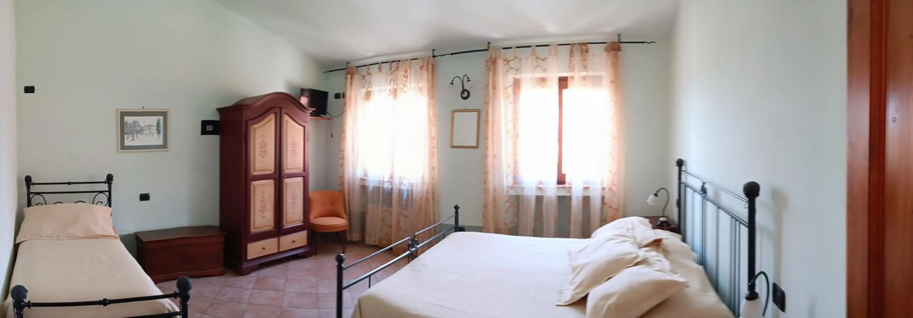 Bed in La Torre wine resort