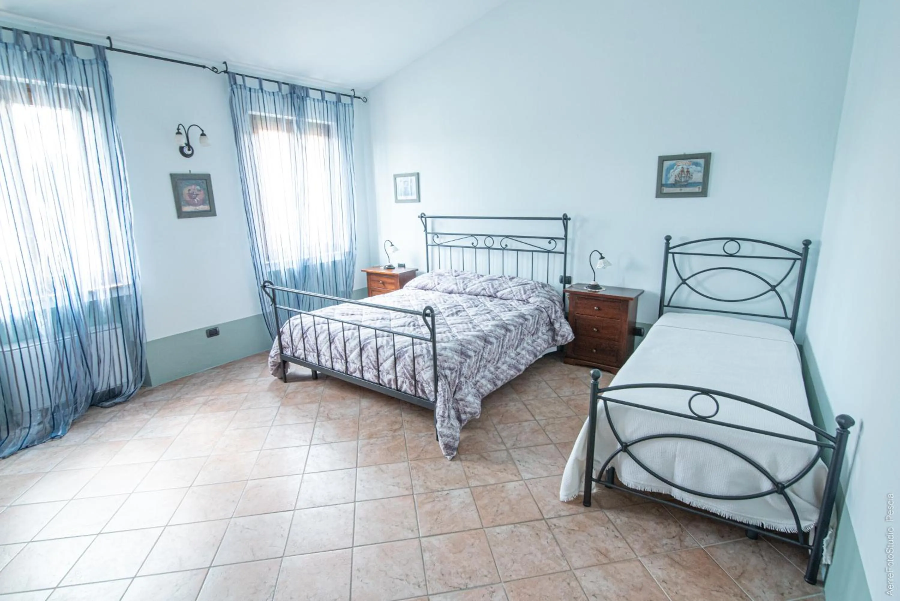 Bed in La Torre wine resort