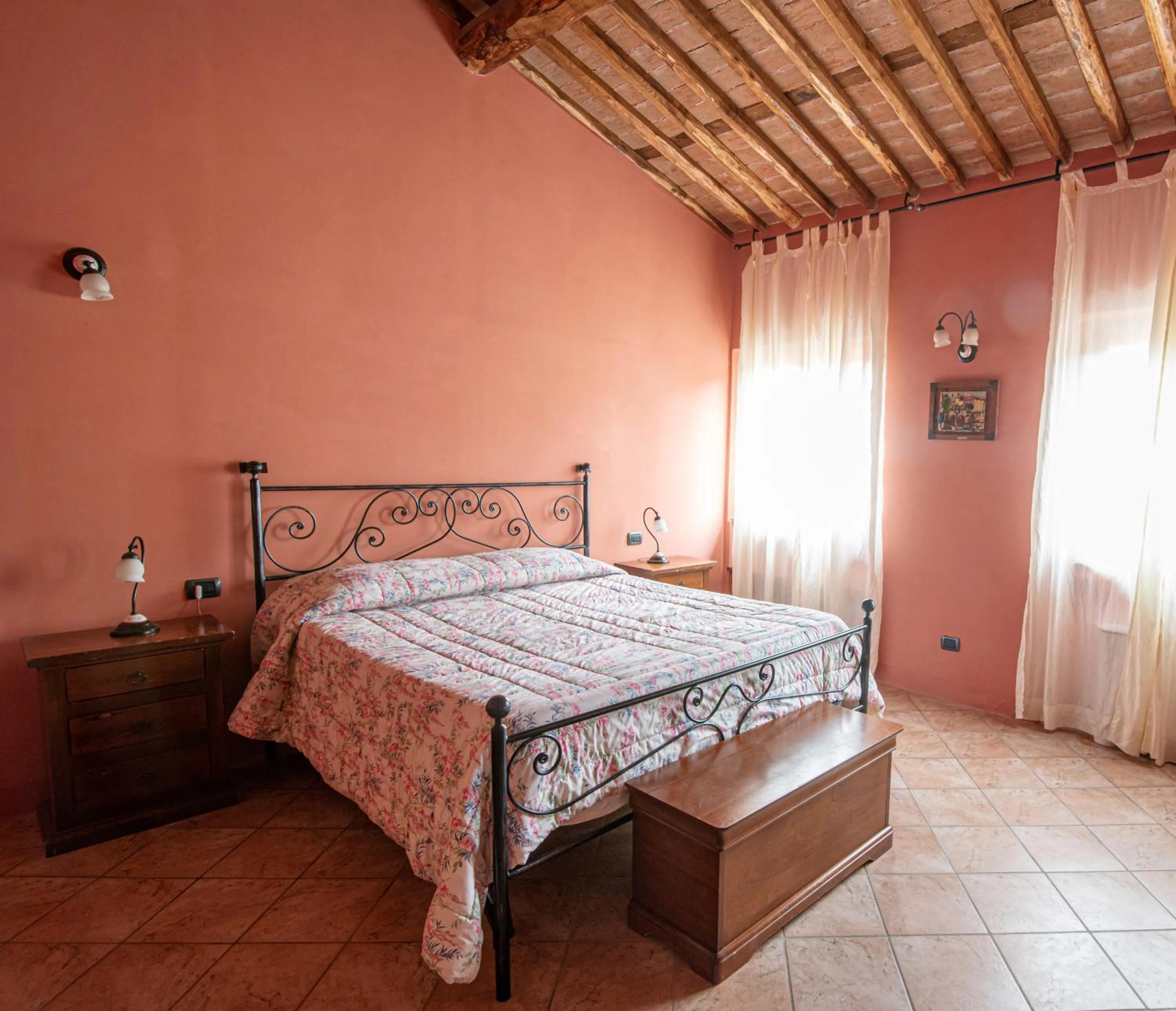 Bedroom, Bed in La Torre wine resort