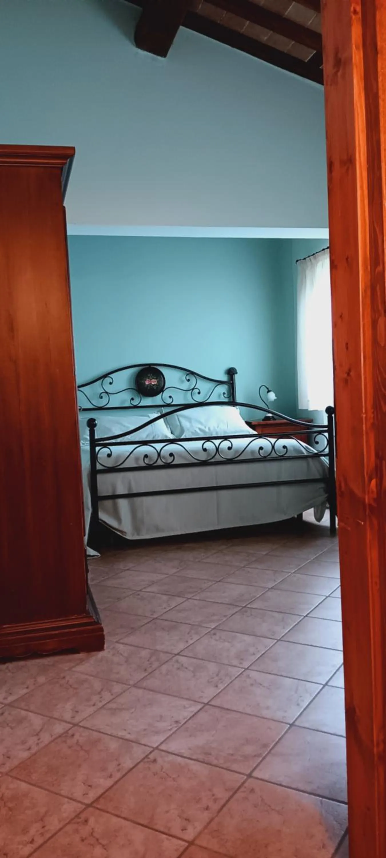 Bed in La Torre wine resort