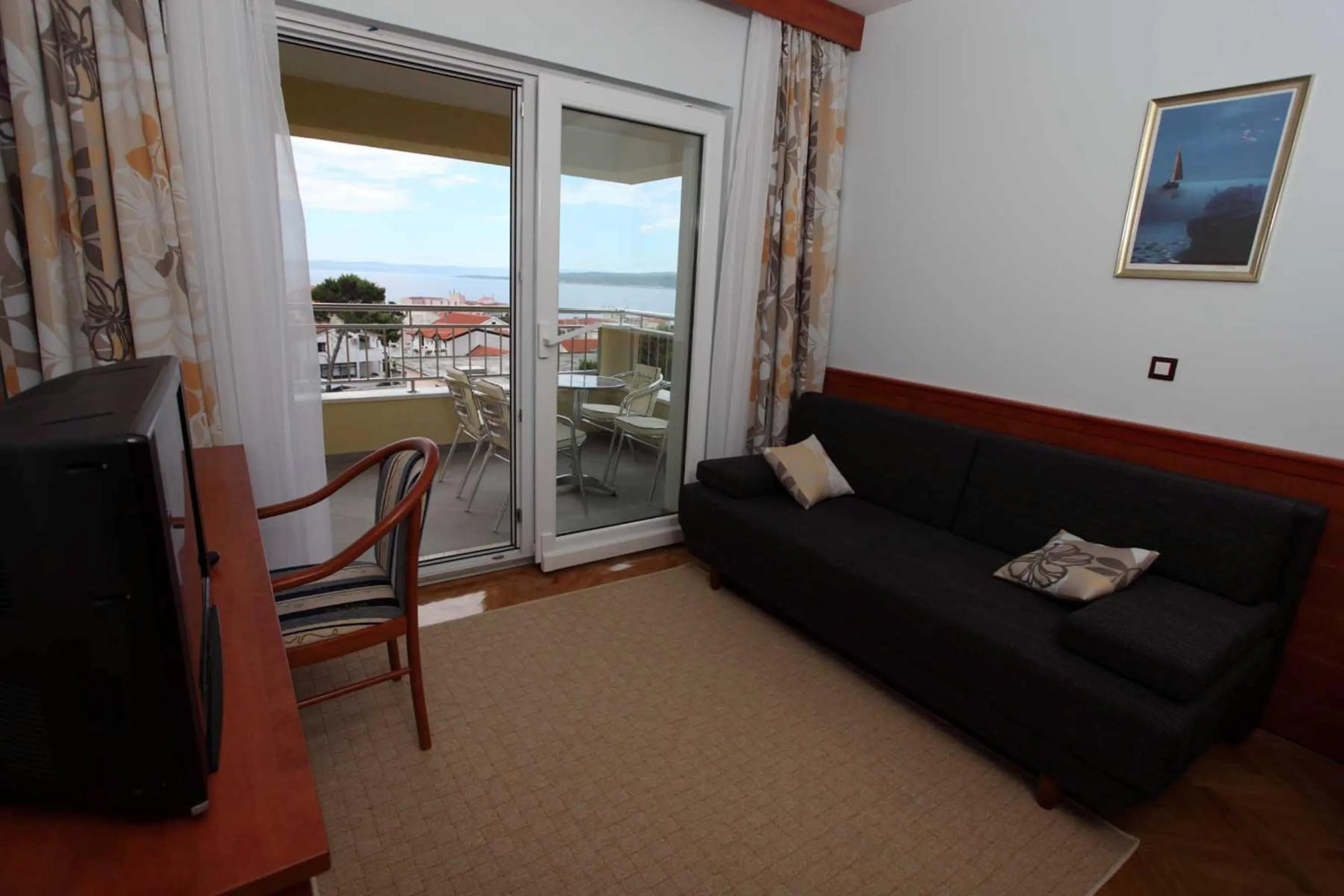 Seating area in Dorijini Dvori