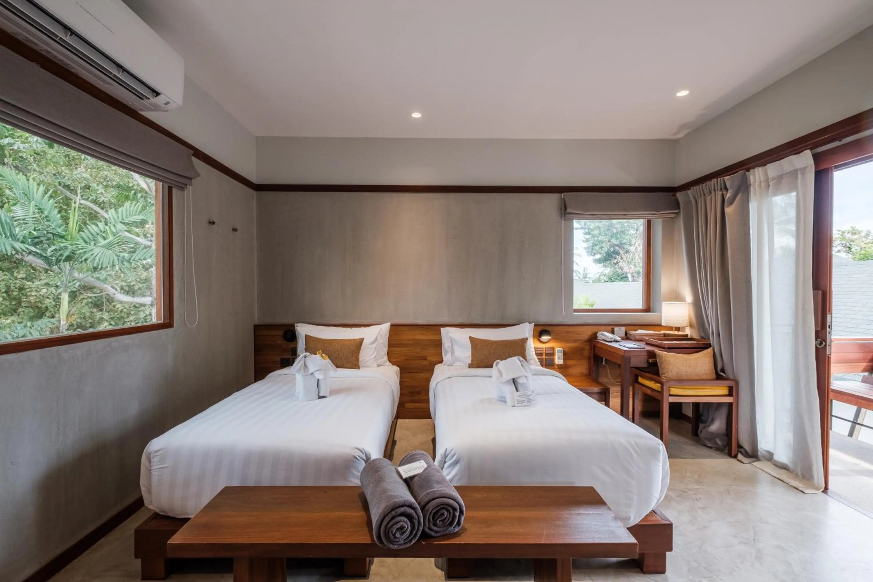 Photo of the whole room, Bed in Banana Fan Sea Resort