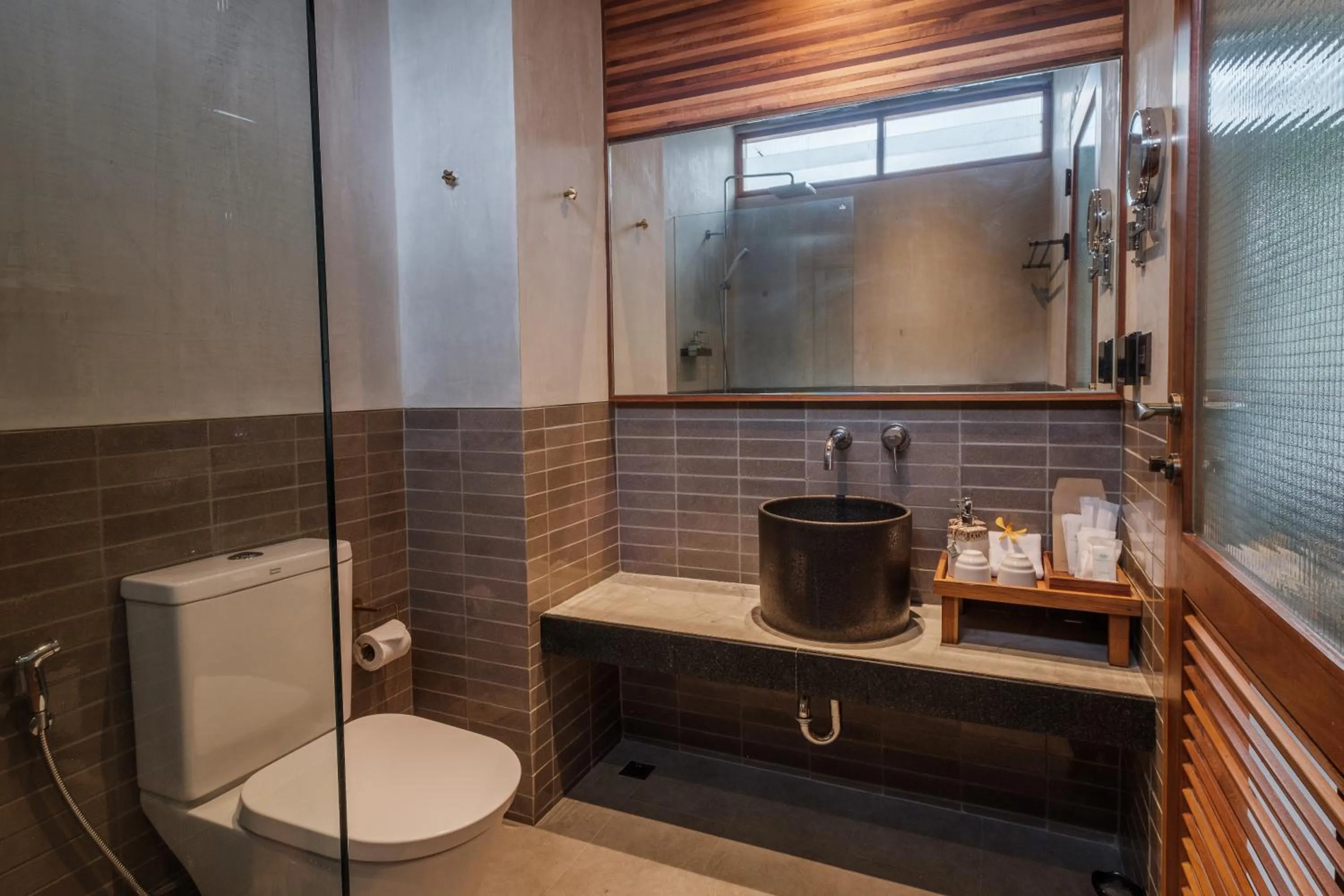 Toilet in Banana Fan Sea Resort