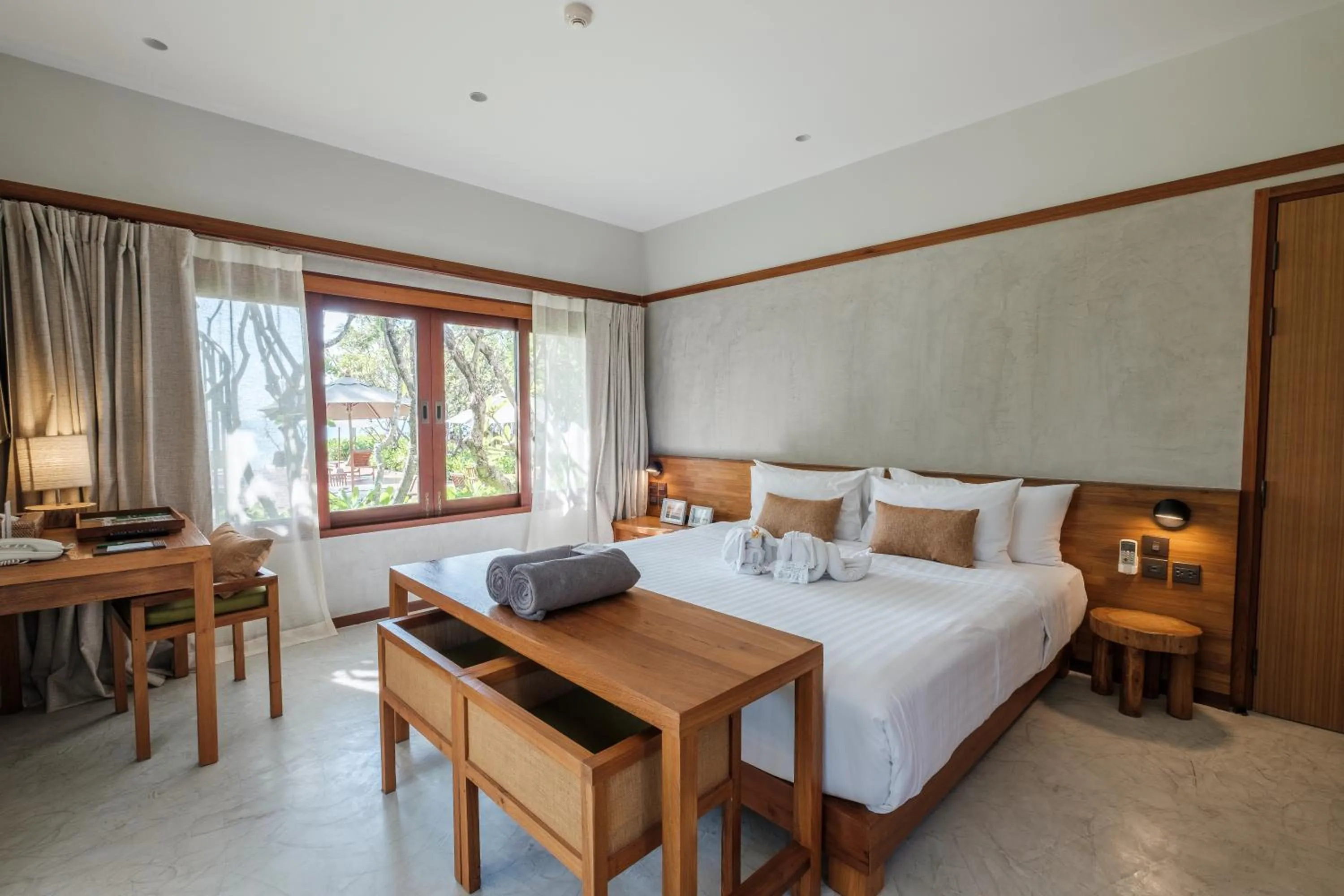 Bed in Banana Fan Sea Resort