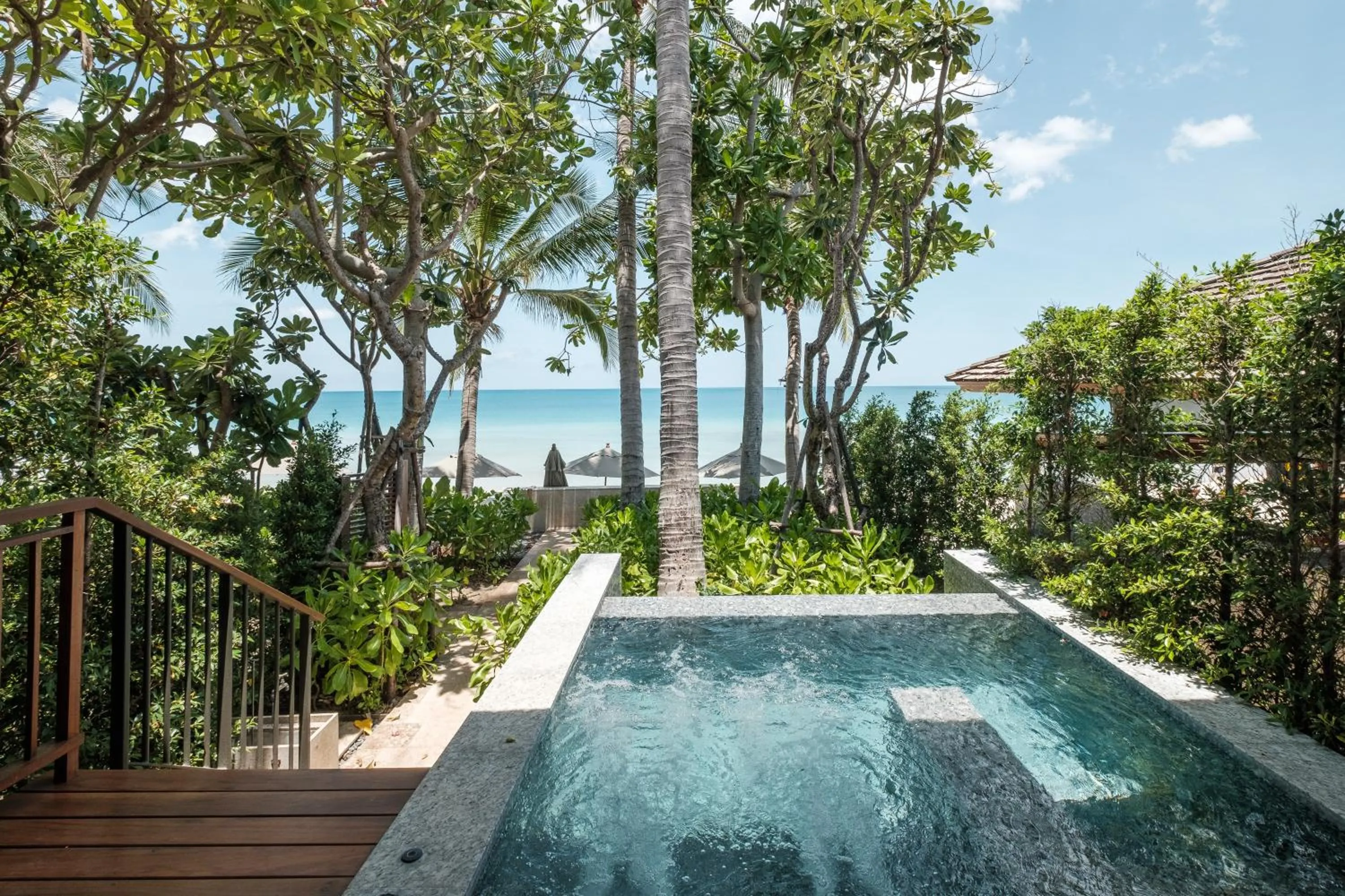 Pool view in Banana Fan Sea Resort