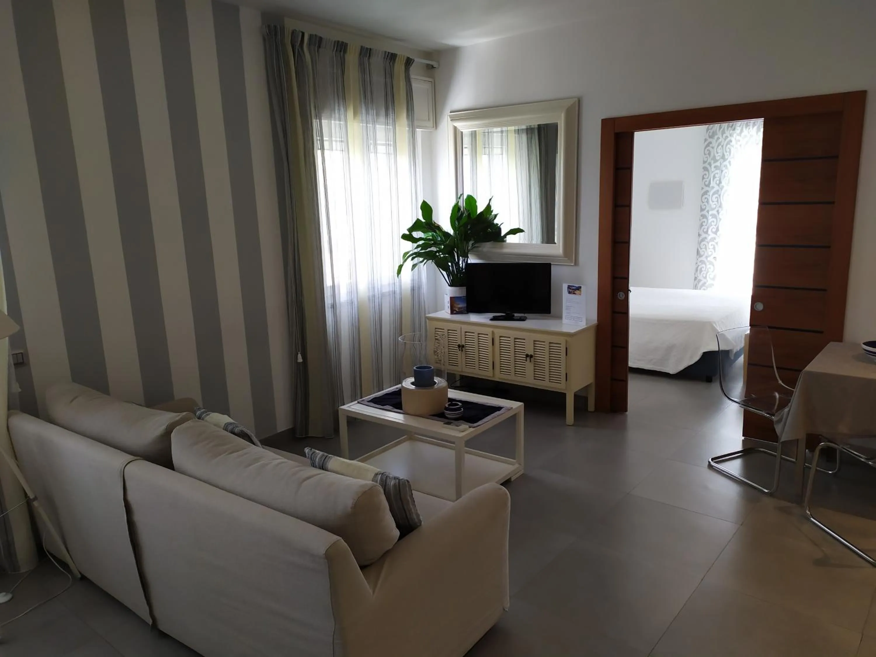 Living room in Cubo Apartments