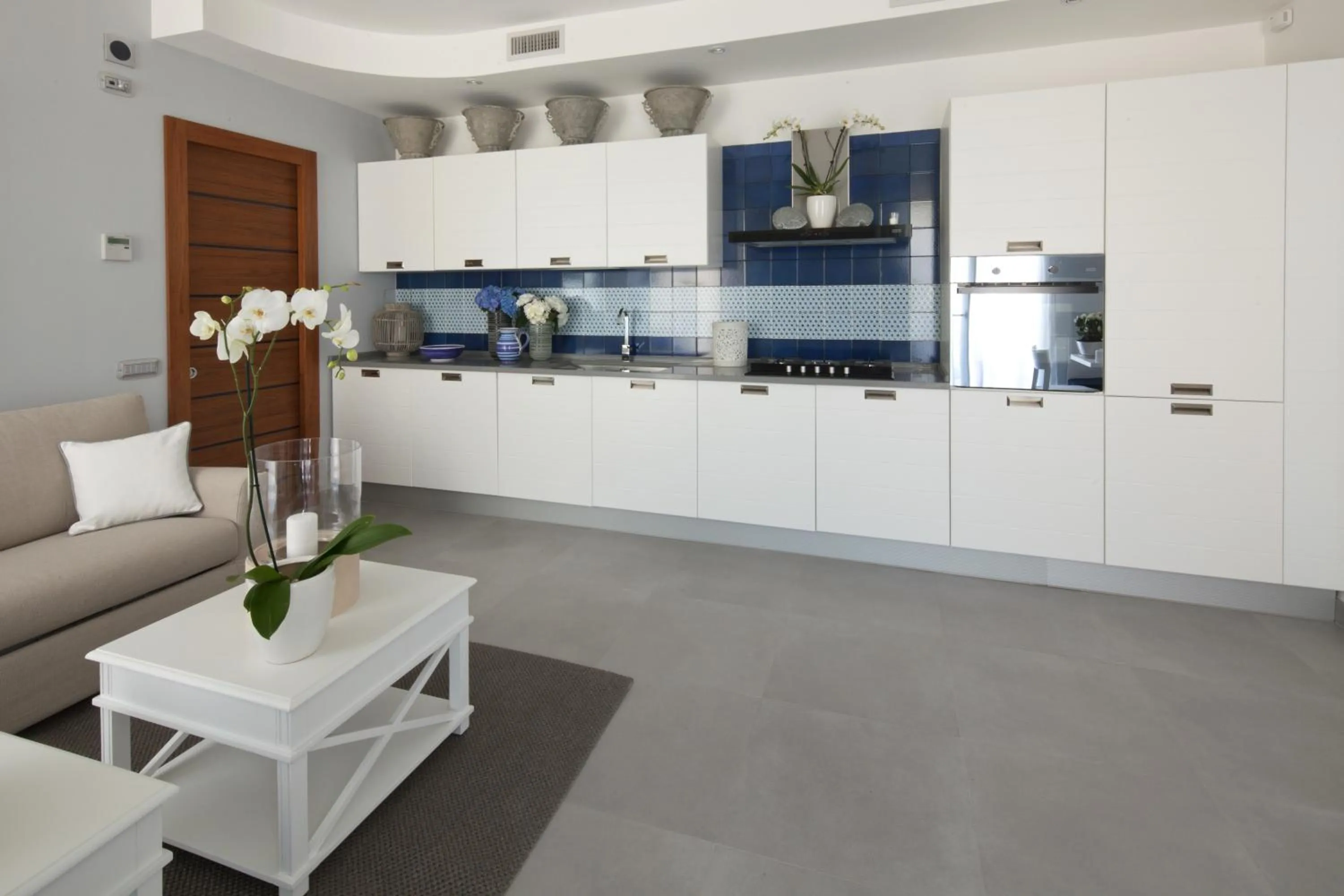 Living room in Cubo Apartments