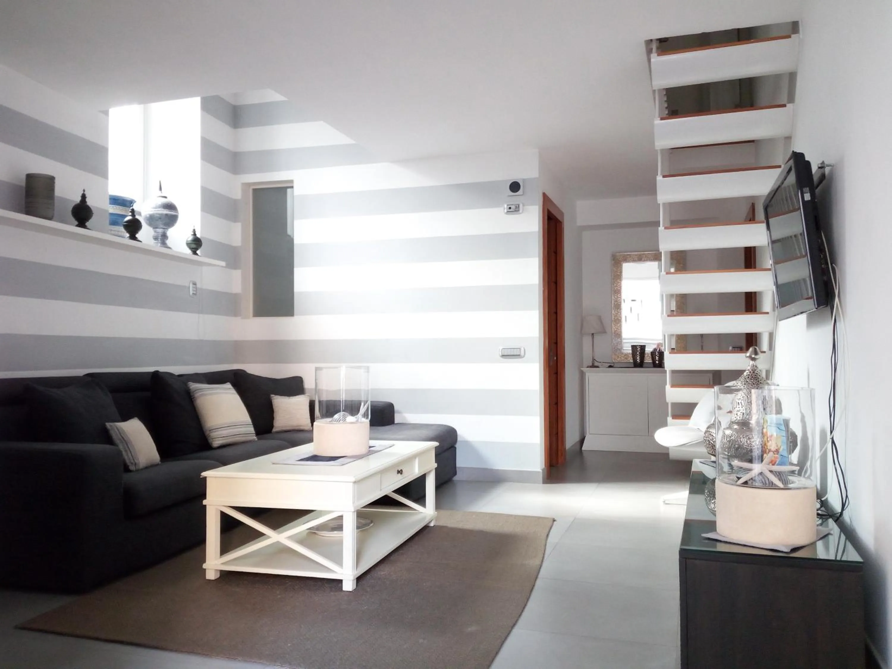 Living room in Cubo Apartments