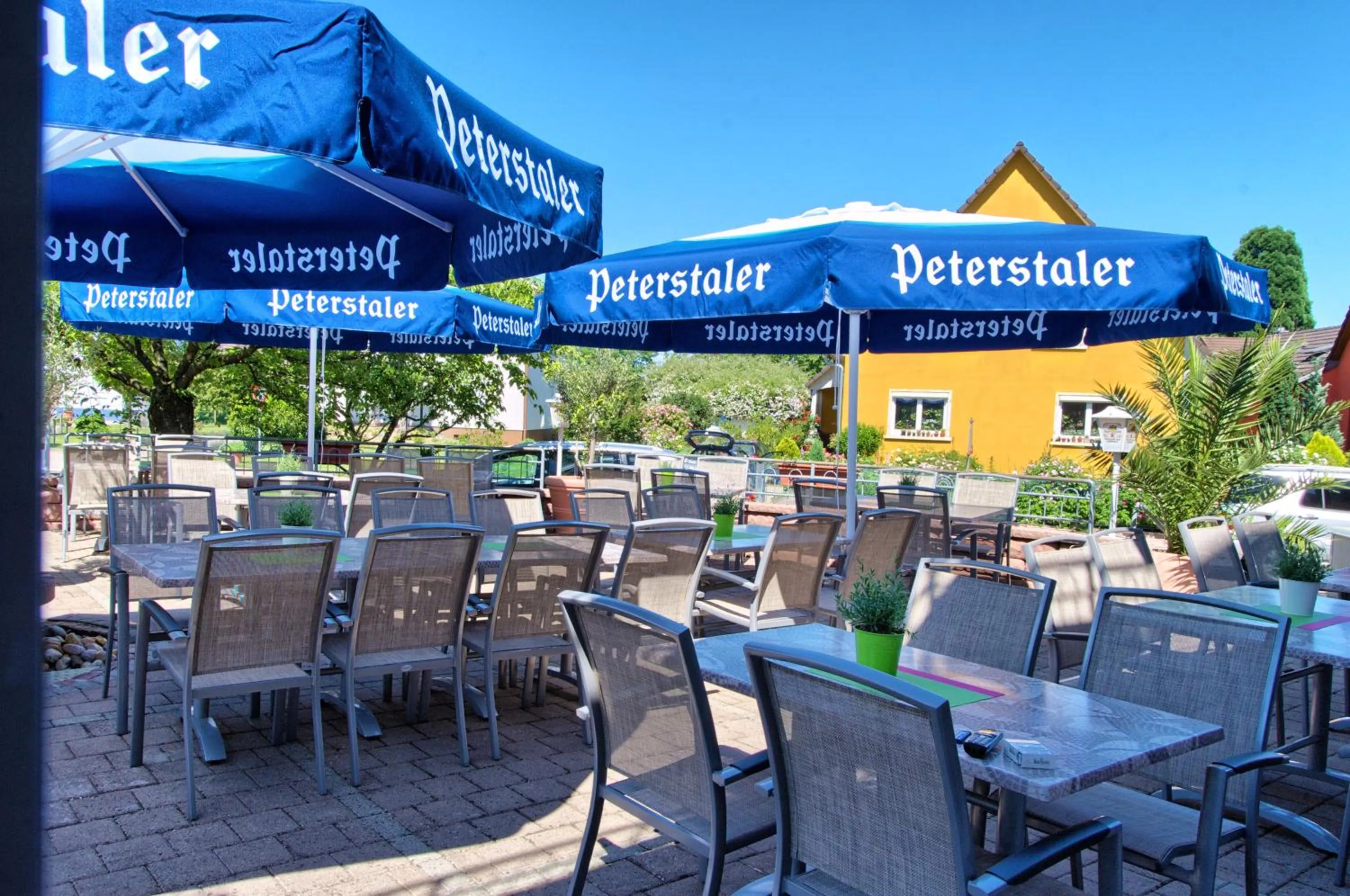 TV and multimedia in Gästehaus Mythos