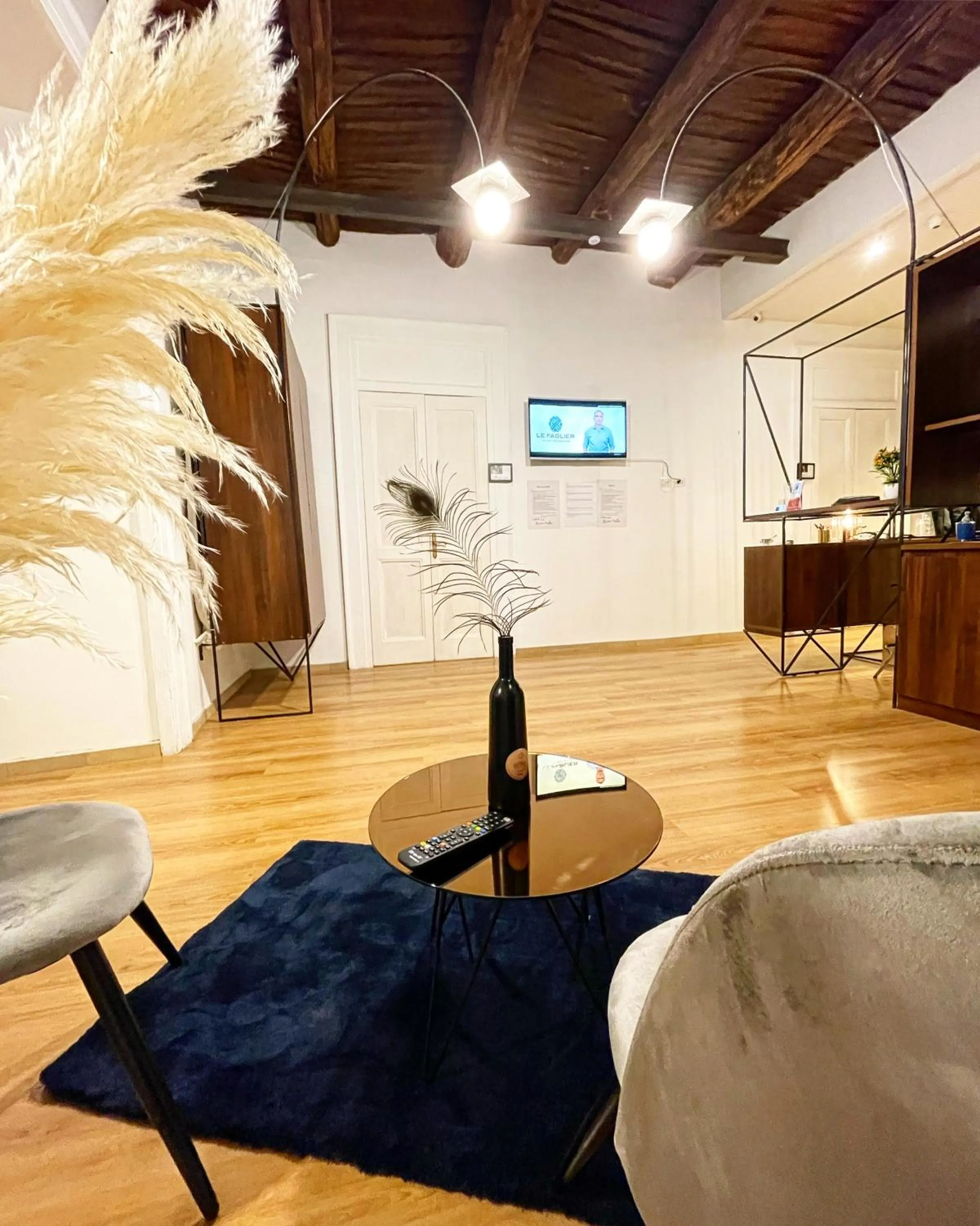 Communal lounge/ TV room in Per Amor Duomo