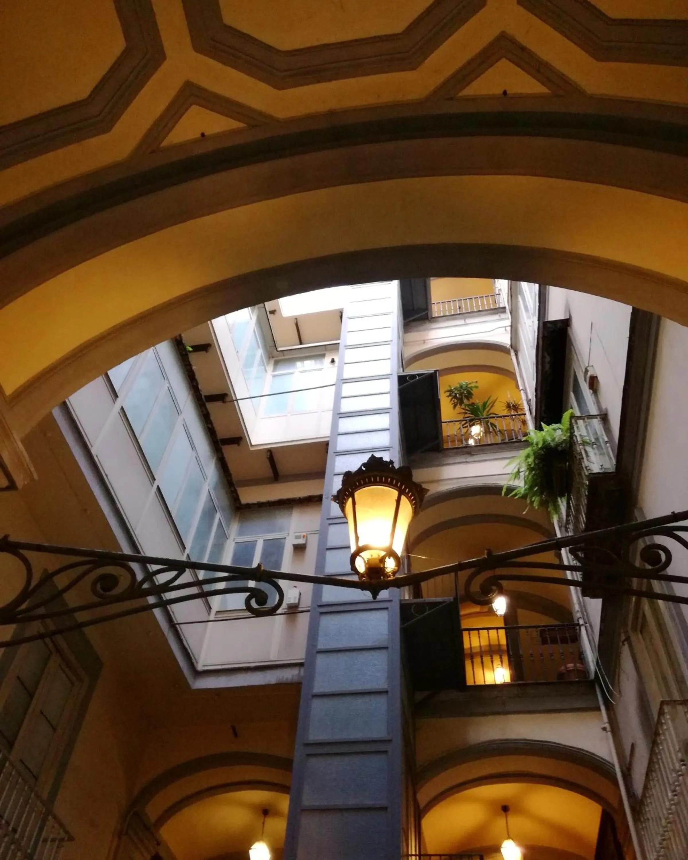 Property building in Per Amor Duomo