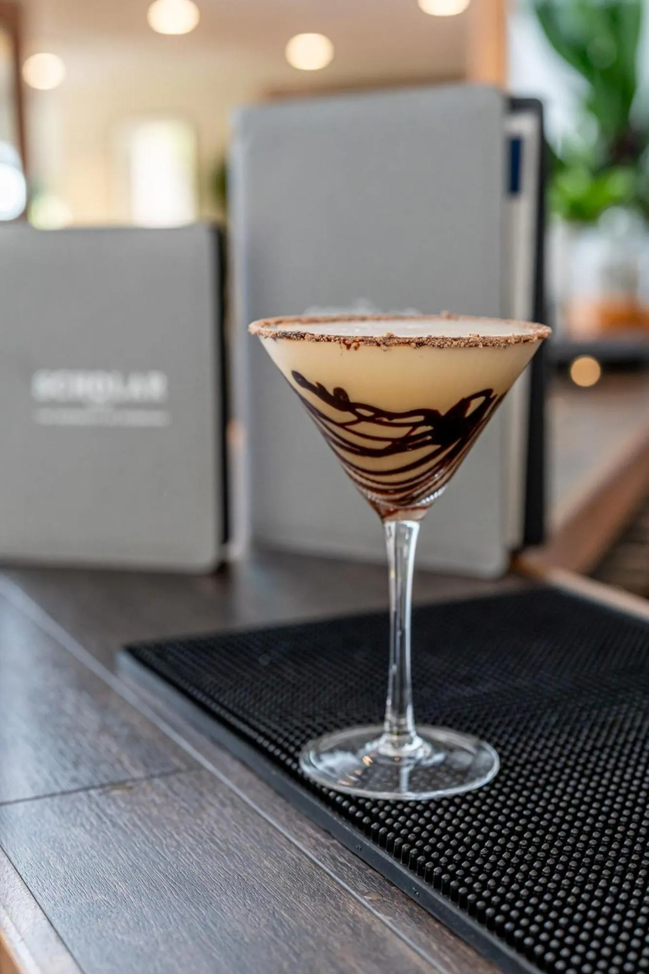 Lounge or bar in The Scholar