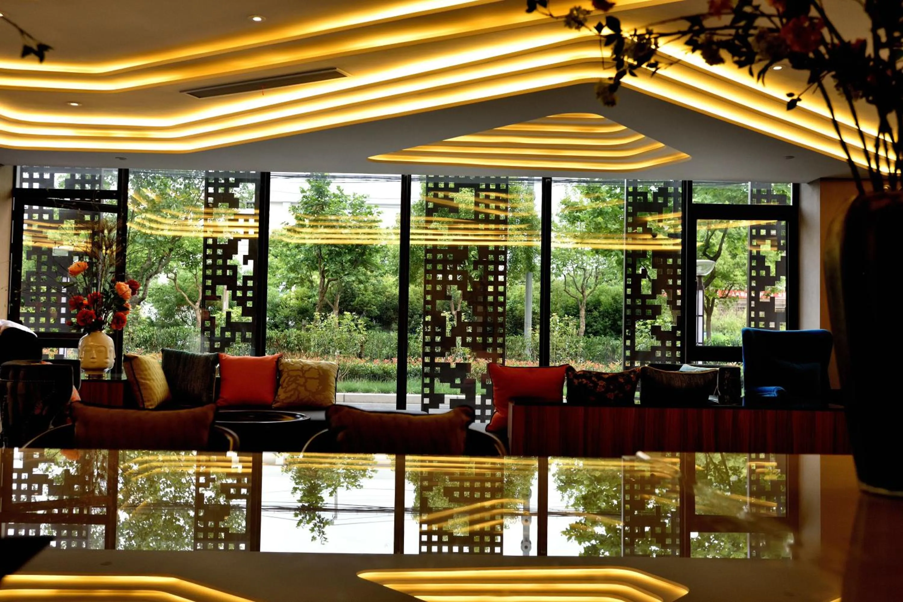 Seating area in SHANGHAI-DECO Hotel-Free shuttle bus to Pudong Airport and Disneyland
