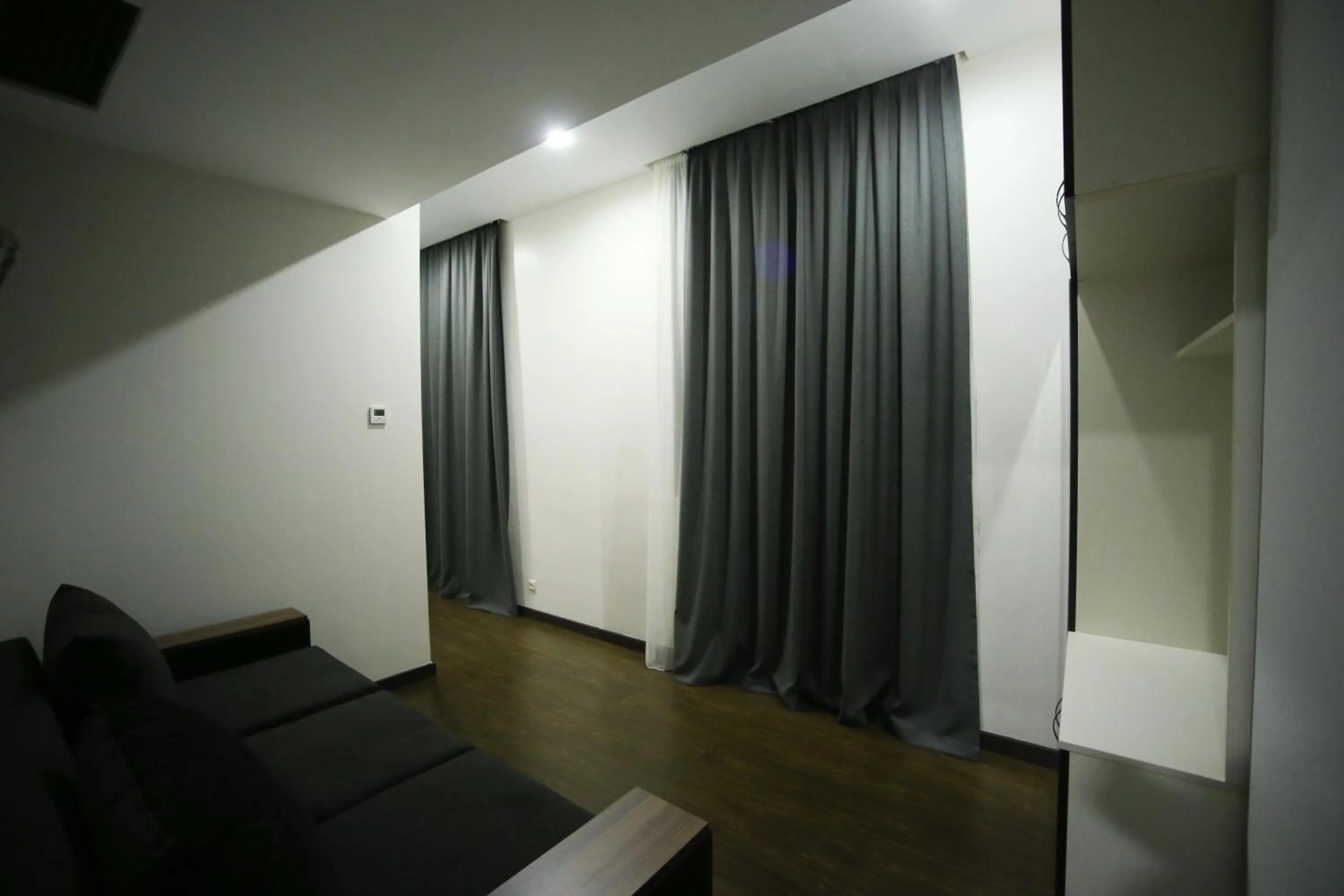 TV and multimedia in West Tower Hotel