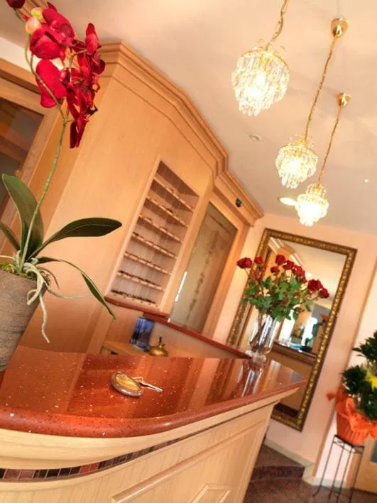 Decorative detail in Hotel Mondial