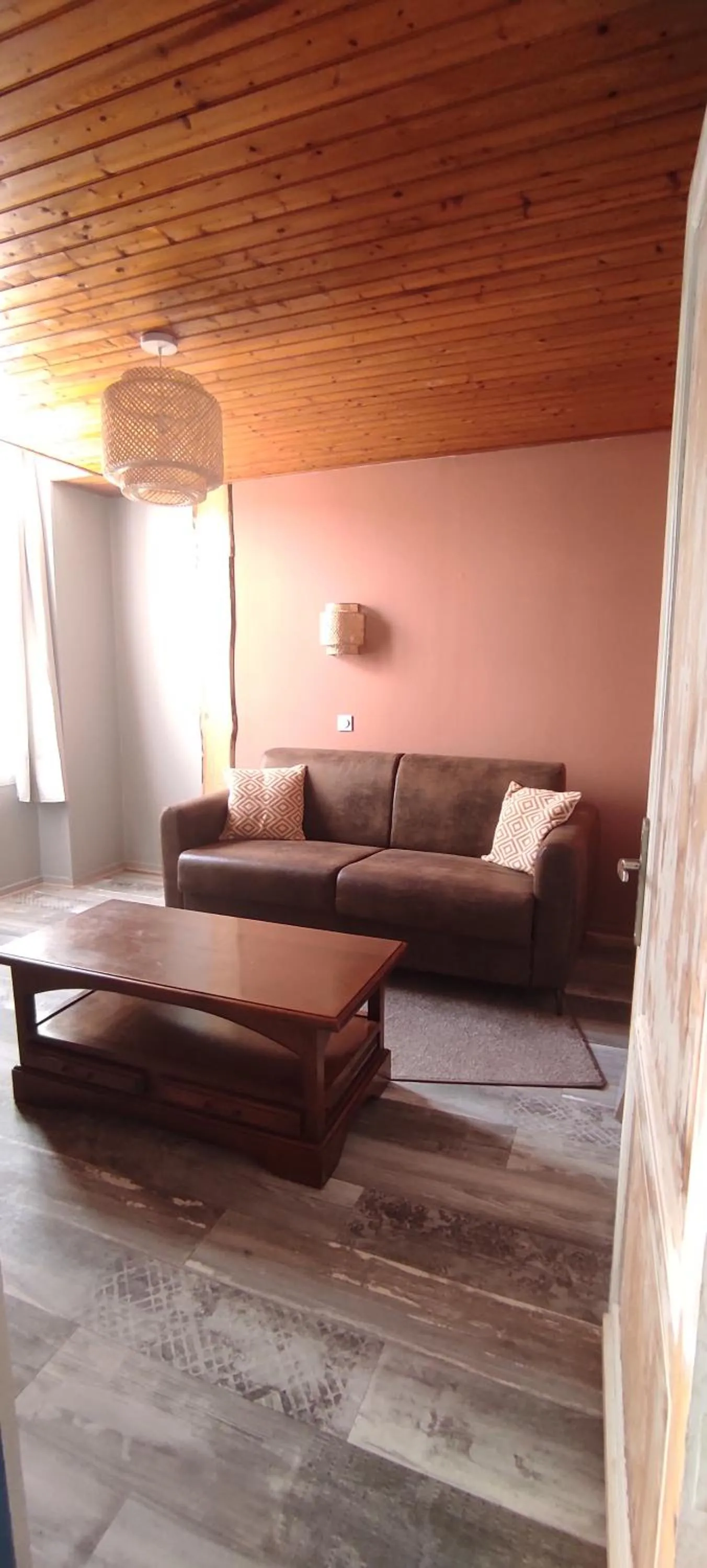 Living room in Hotel Les Vieux Acacias