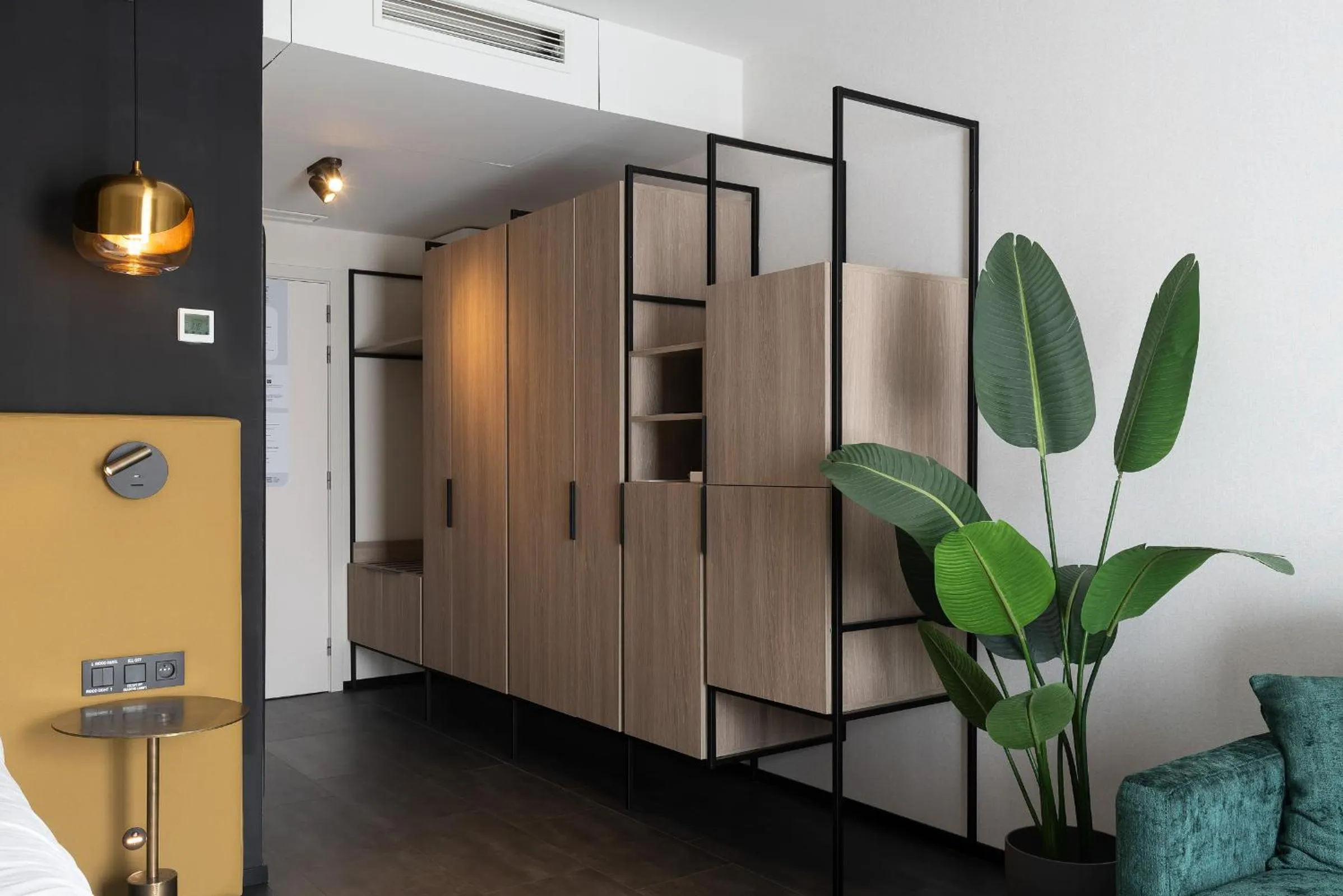 Bedroom in Ariane Hotel