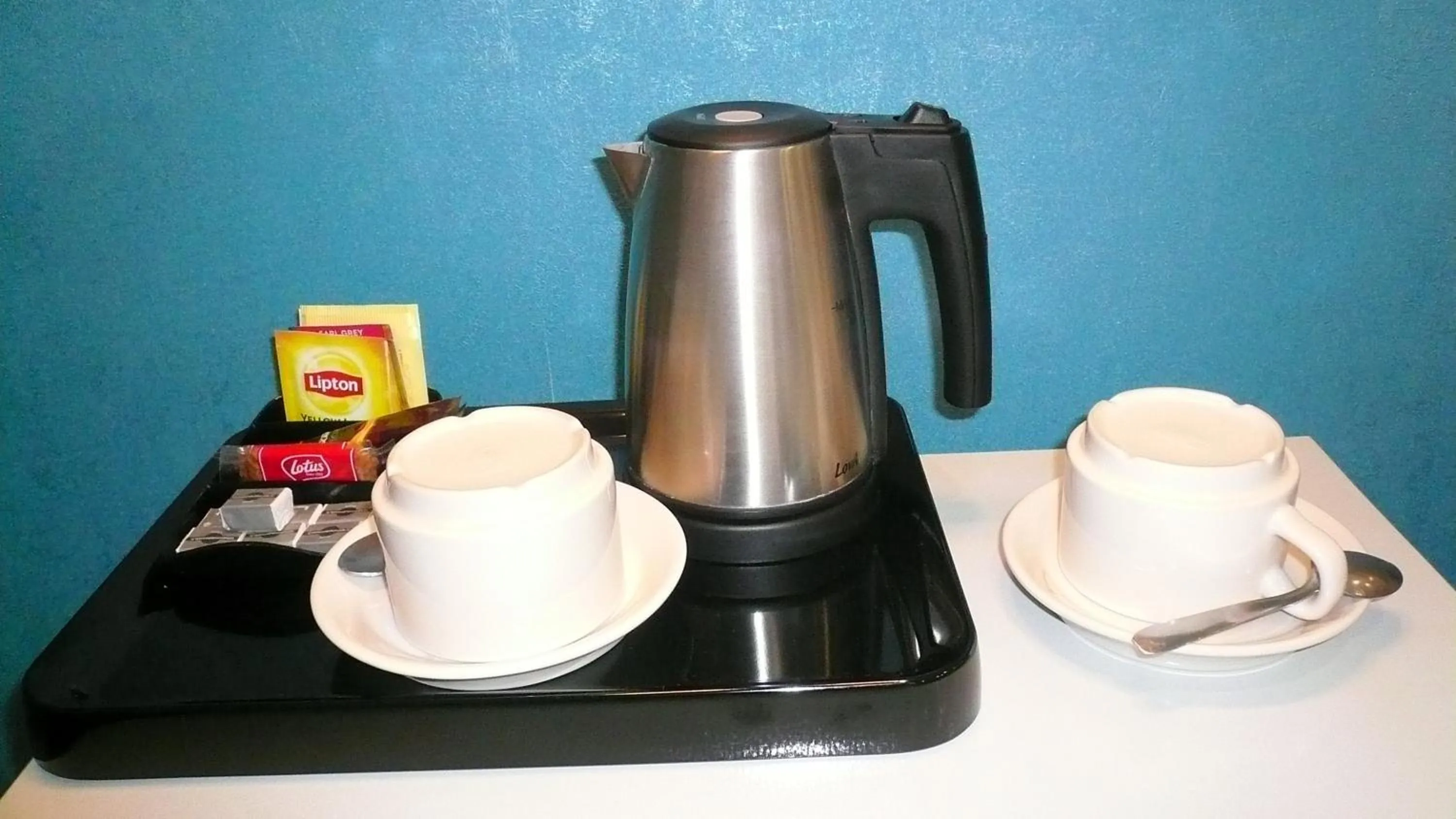 Coffee/tea facilities in Hôtel L'Européen
