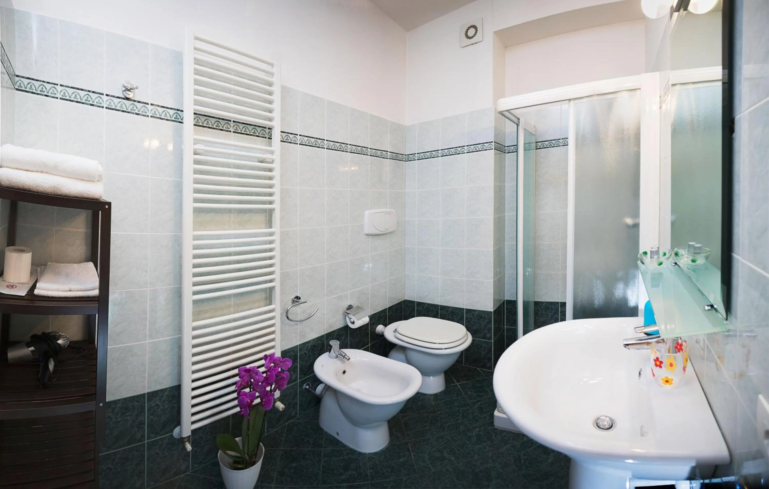 Bathroom in Verona Class ApartHotel "Residenze del Cuore"